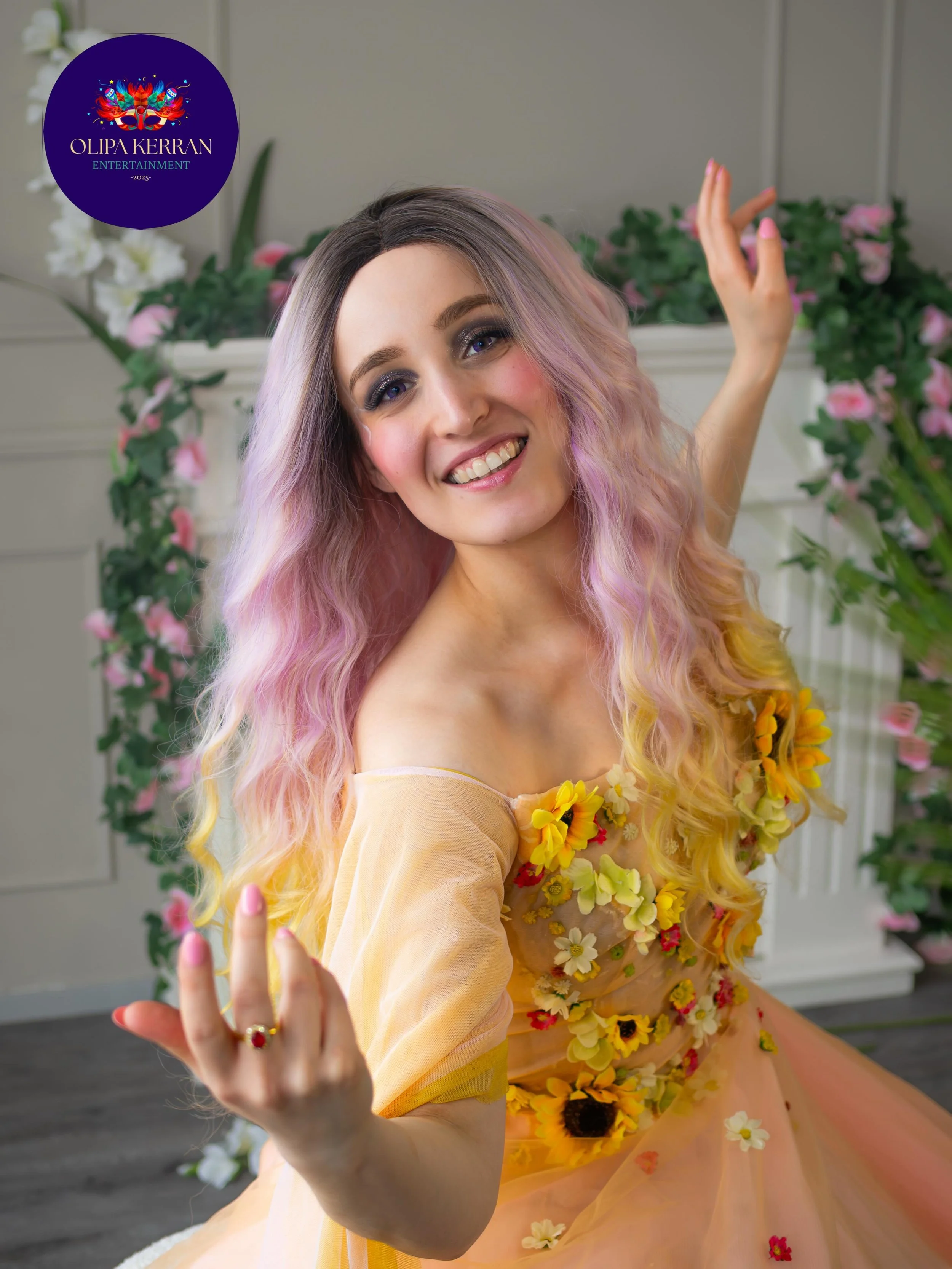 Kes&auml; on aivan pian t&auml;&auml;ll&auml; eik&auml; Prinsessa Viola malttaisi mill&auml;&auml;n odottaa! 🌸 
Kes&auml;ll&auml; on ihanaa viett&auml;&auml; mukavia juhlia yhdess&auml; yst&auml;vien ja perheen kanssa 💖 

Mit&auml; sin&auml; odotat