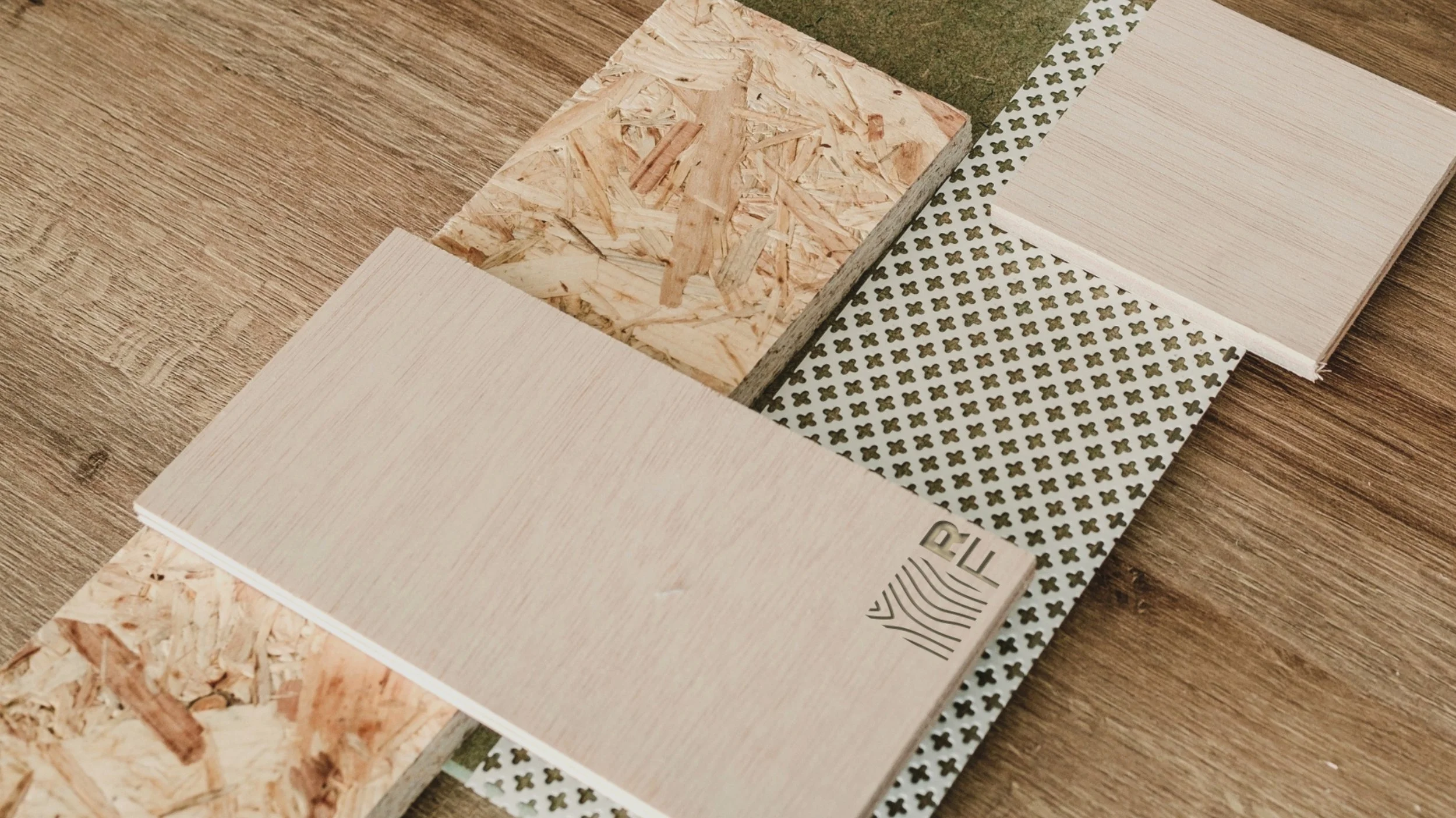 Display Brand  Roarin Floors (6).jpg