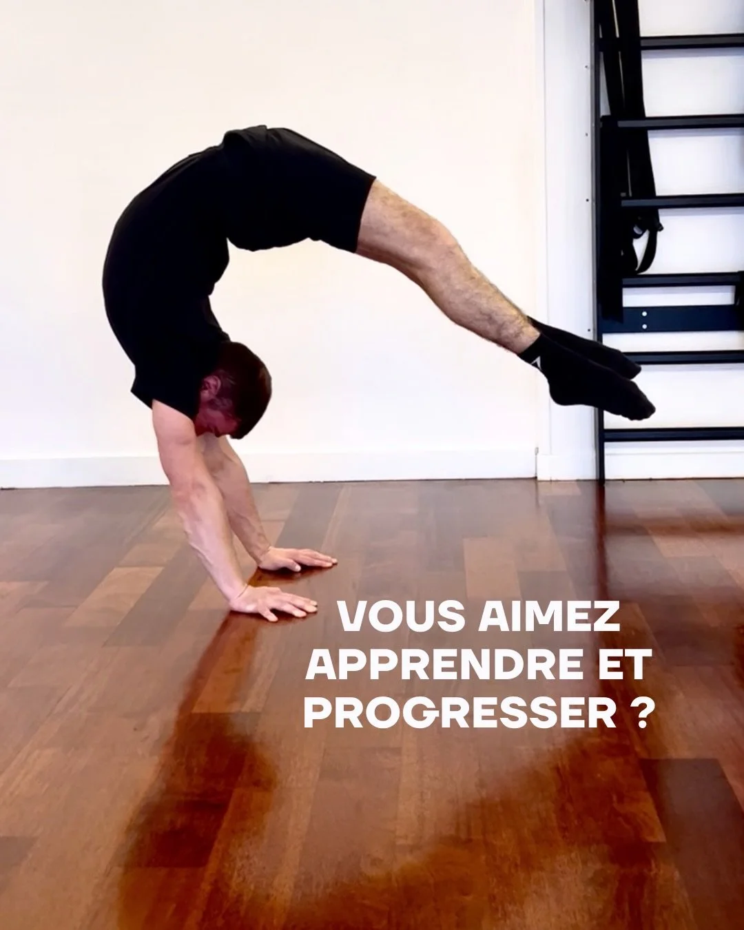 HOLD a &eacute;t&eacute; cr&eacute;&eacute; pour les personnes qui aiment apprendre, progresser et d&eacute;velopper de nouvelles capacit&eacute;s.

Pas pour suivre un programme g&eacute;n&eacute;rique.

Pas pour faire du sport sans comprendre pourqu