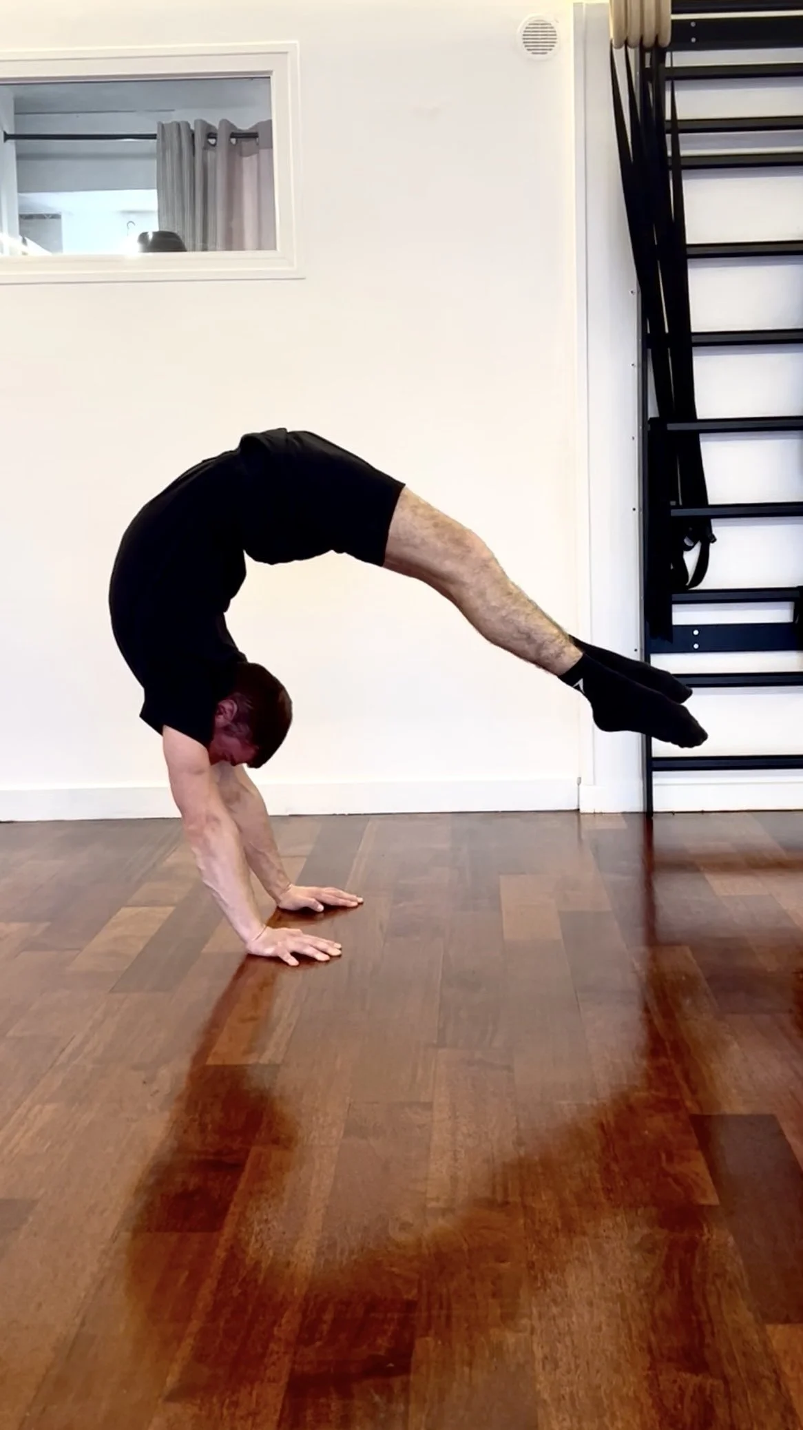 Handstand