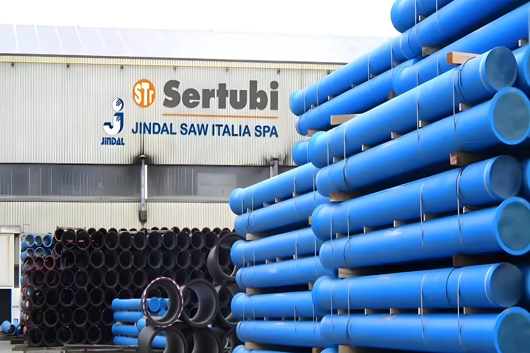Jindal SAW expands large diameter pipe production to support energy and infrastructure projects, improving welding quality, coating performance, and global supply capability.