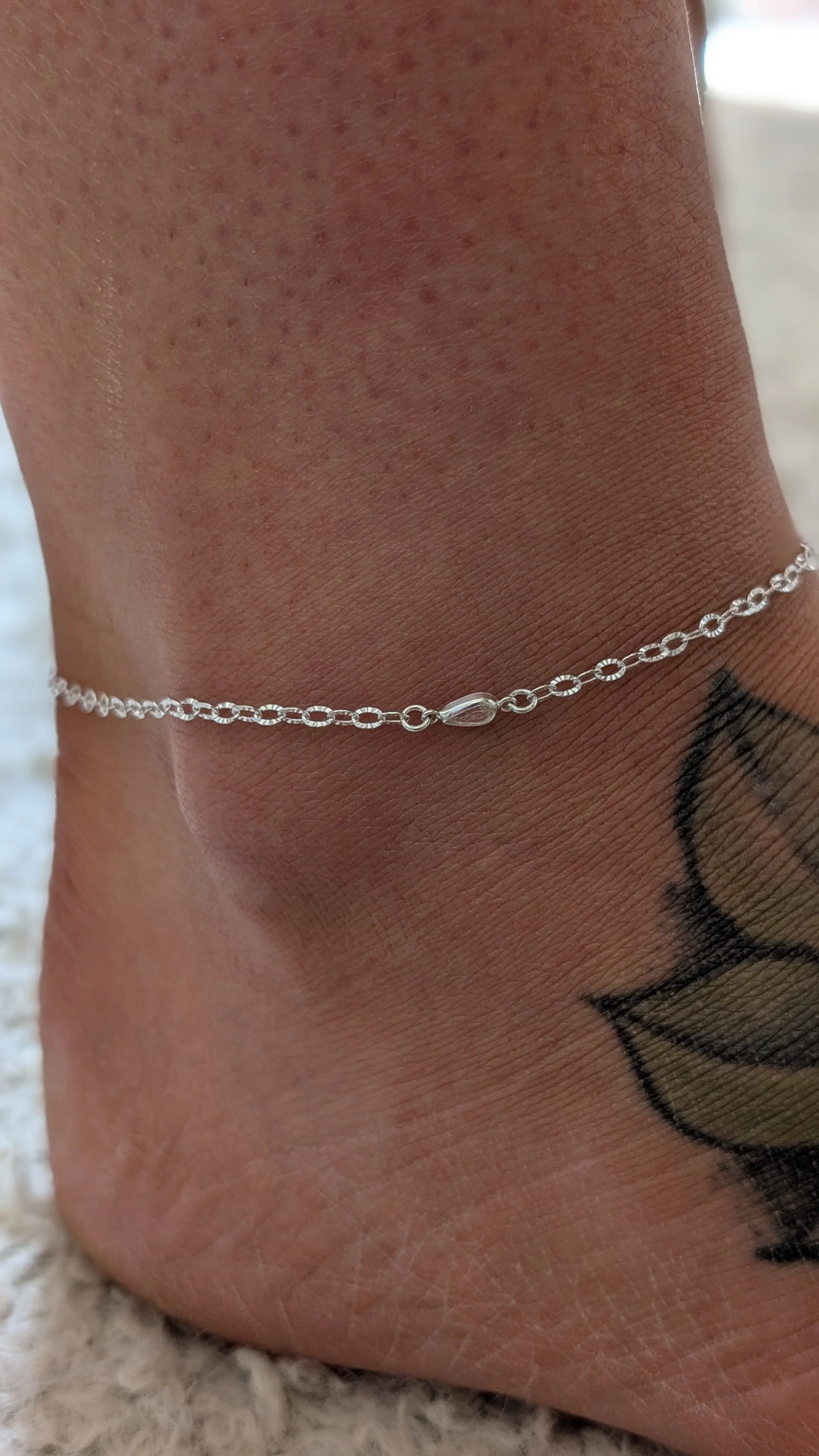 Silver - Permanent anklet - Permanent Jewellery  - Bond by Aimee - Scarborough.jpg
