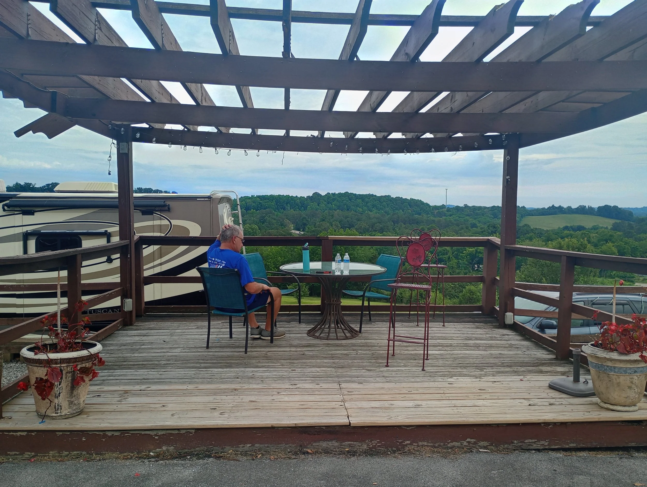RV Overnight @Tennessee Valley Winery, Louden, TN