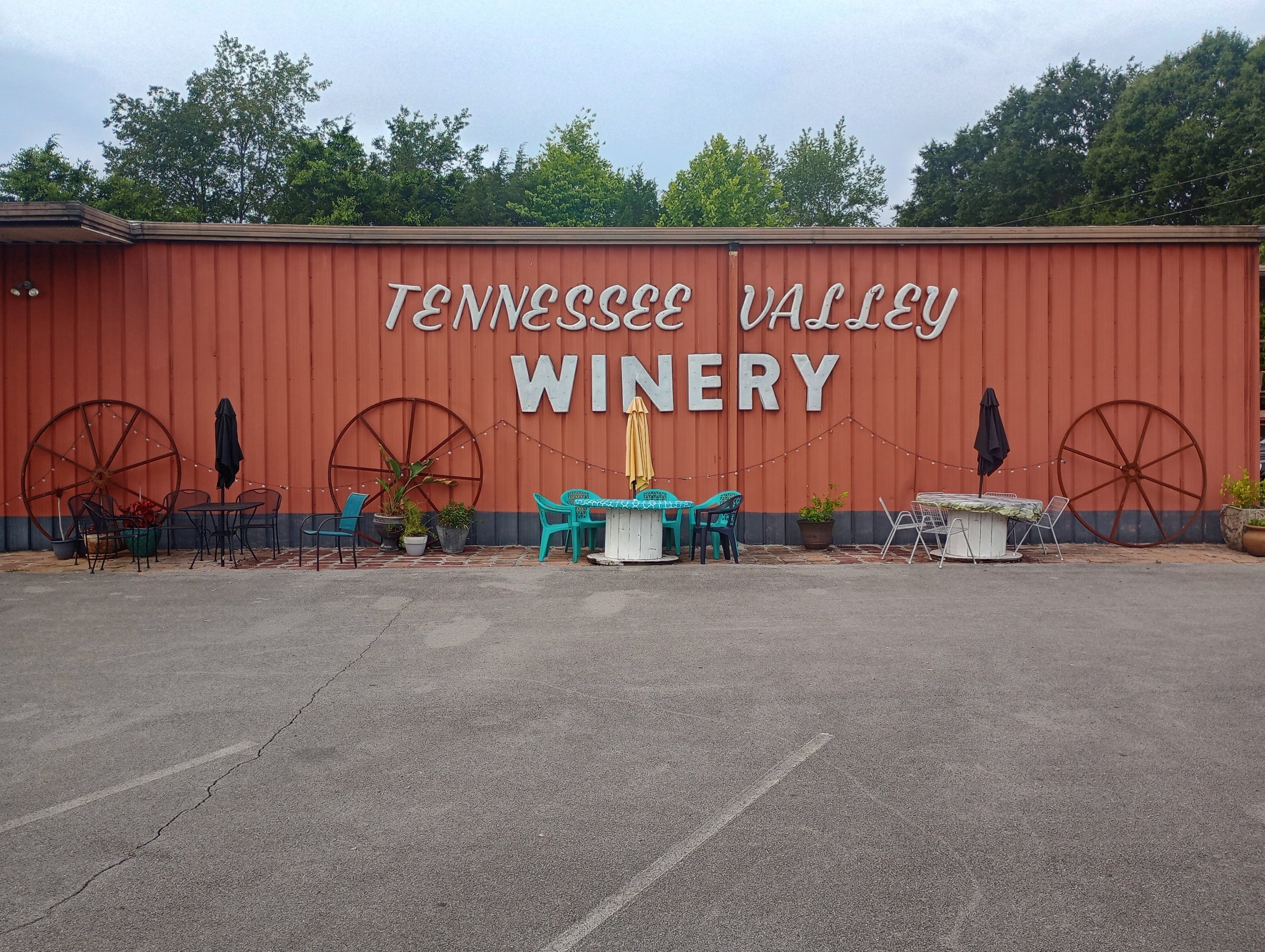 Tennessee Valley Winery, Louden, TN