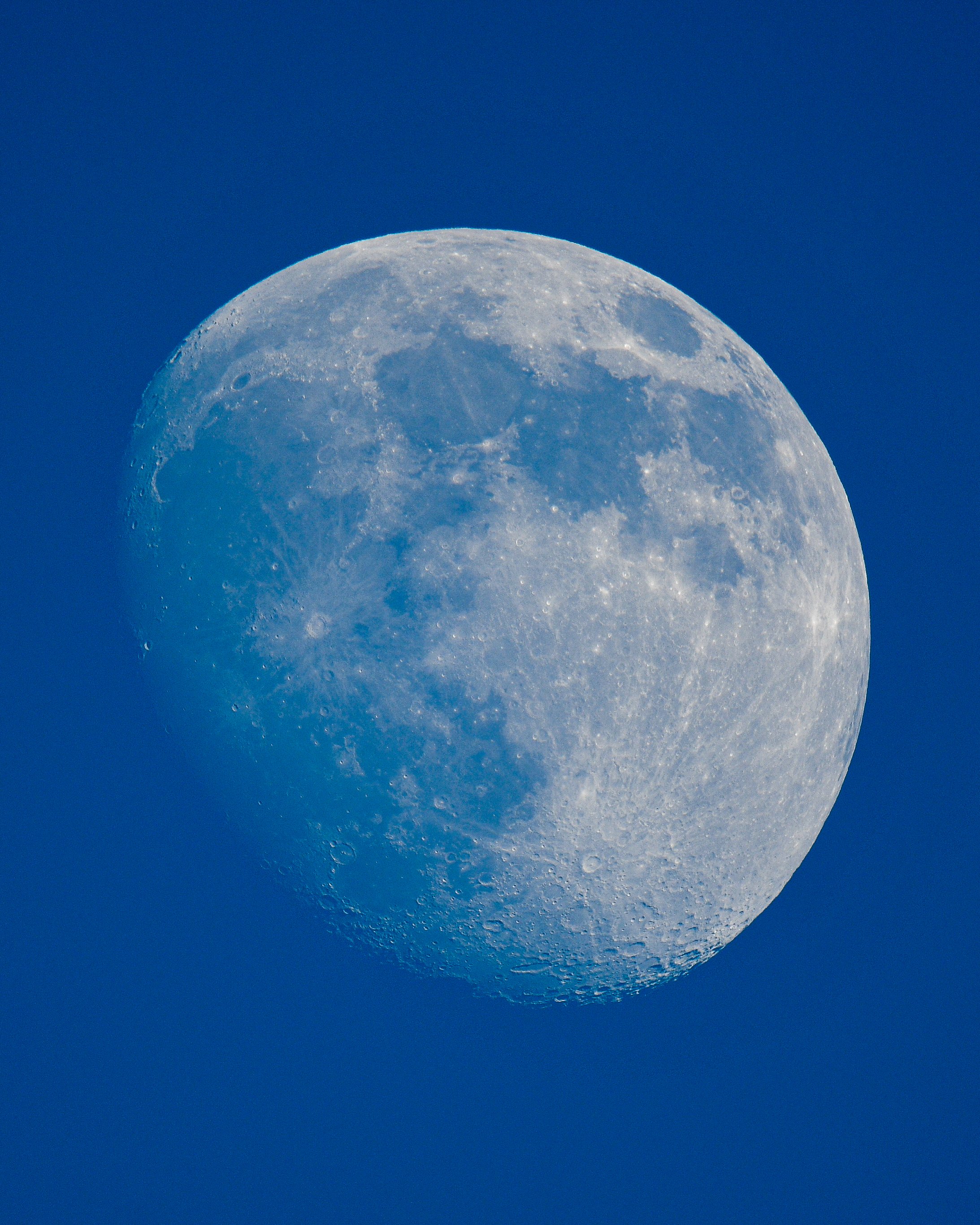 Moon - 12 01 25 - 3667