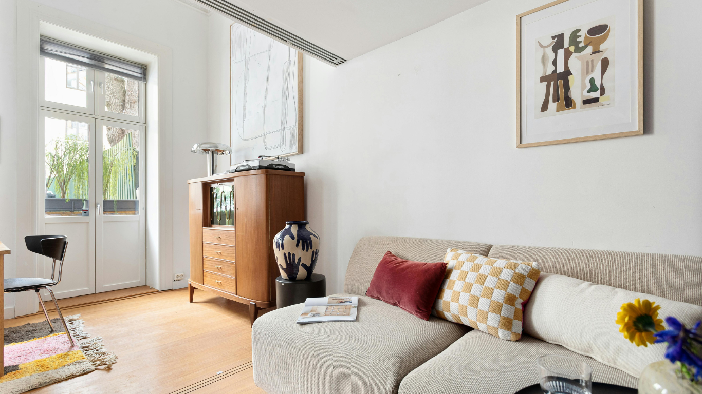 Studio Chaplin  Website images (1366 x 768 px) (6).png