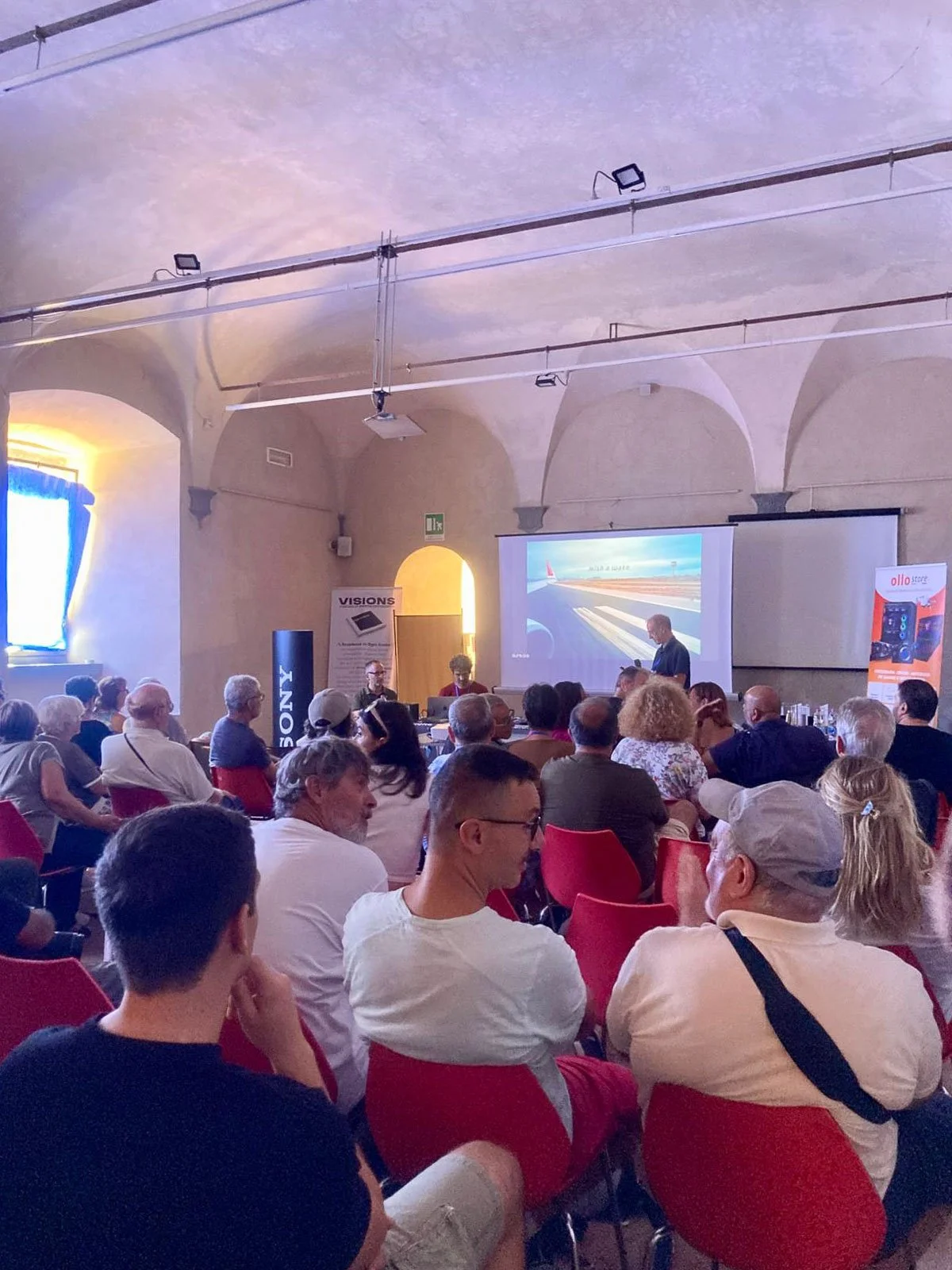 PHOTO-2025-09-21-08-03-42 2.jpg