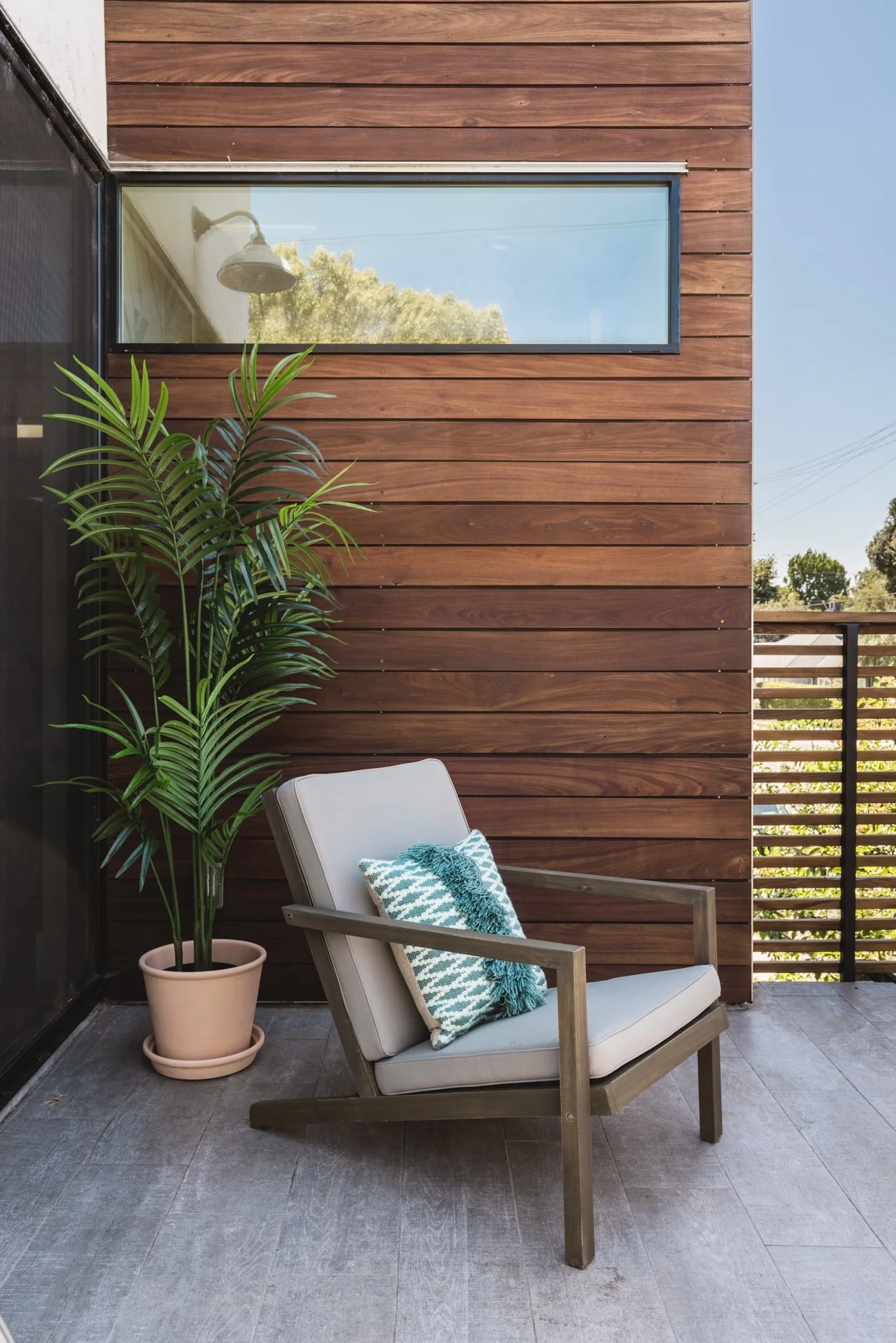 Aqua Vista Studio City_interiors_interior design22.jpg