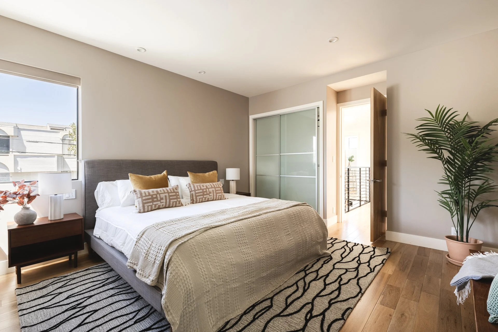 Aqua Vista Studio City_interiors_interior design17.jpg