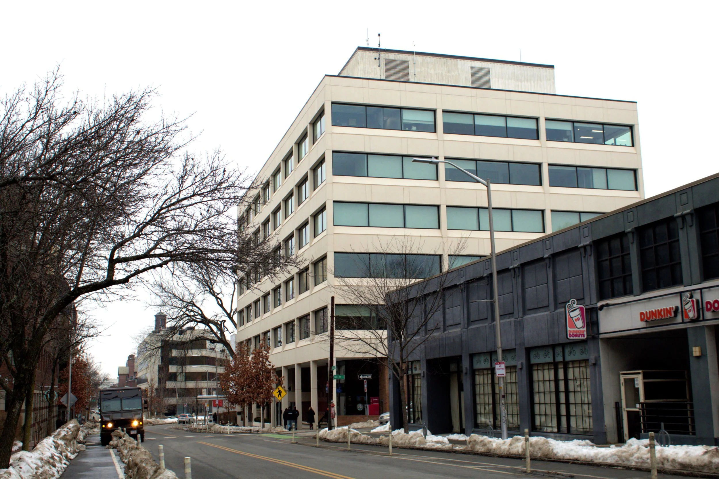 1033 Harvard University Bldg.