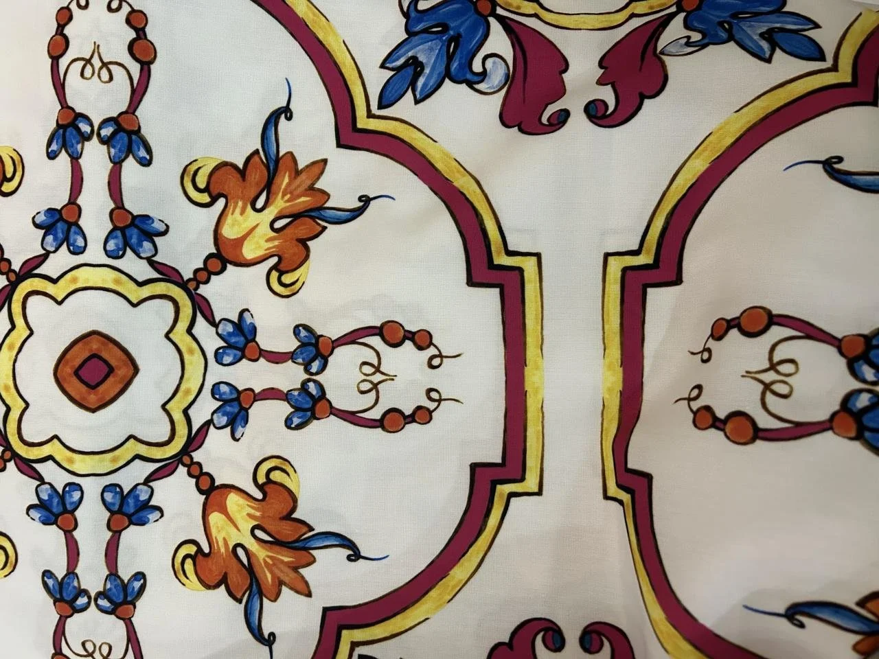 Fuchsia Carpi on Spun Poly Table Linen