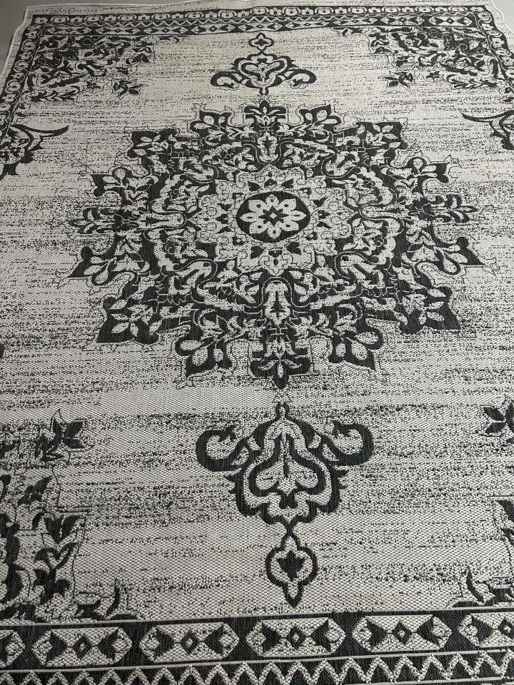 8' x 10' Grey Country Area Rug