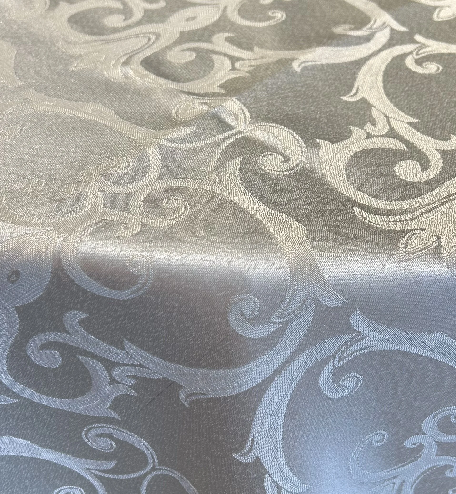 Ivory Damask Jacquard Napkins