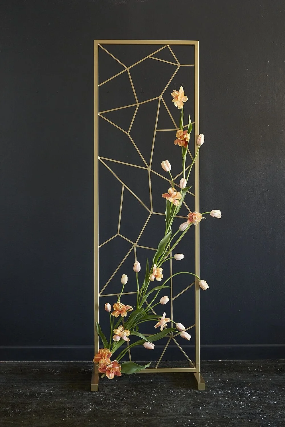 6' Gold Geometric Stand