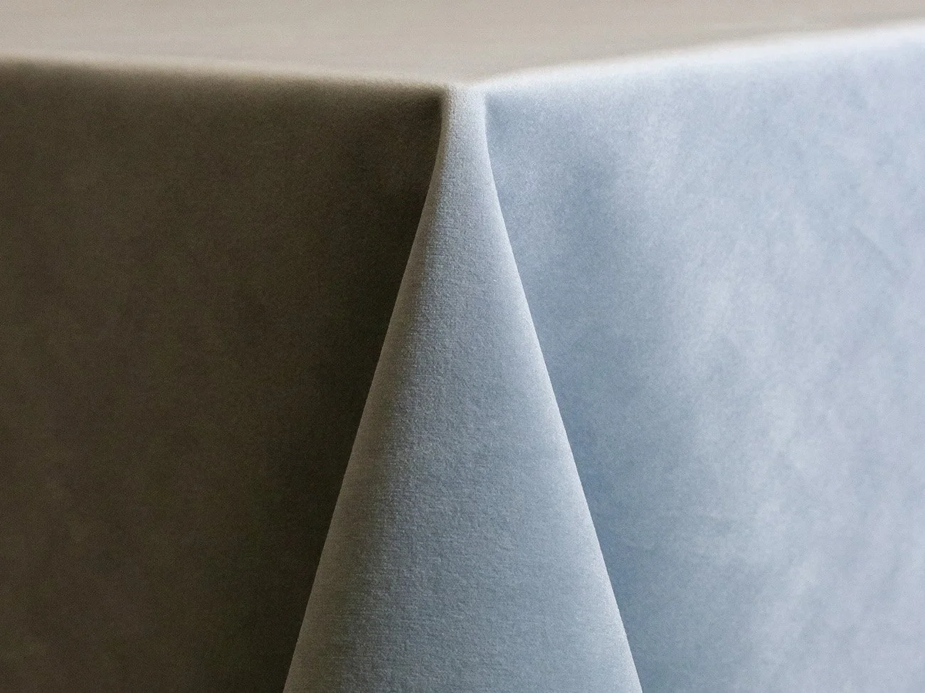 Storm Velvet Table Linen