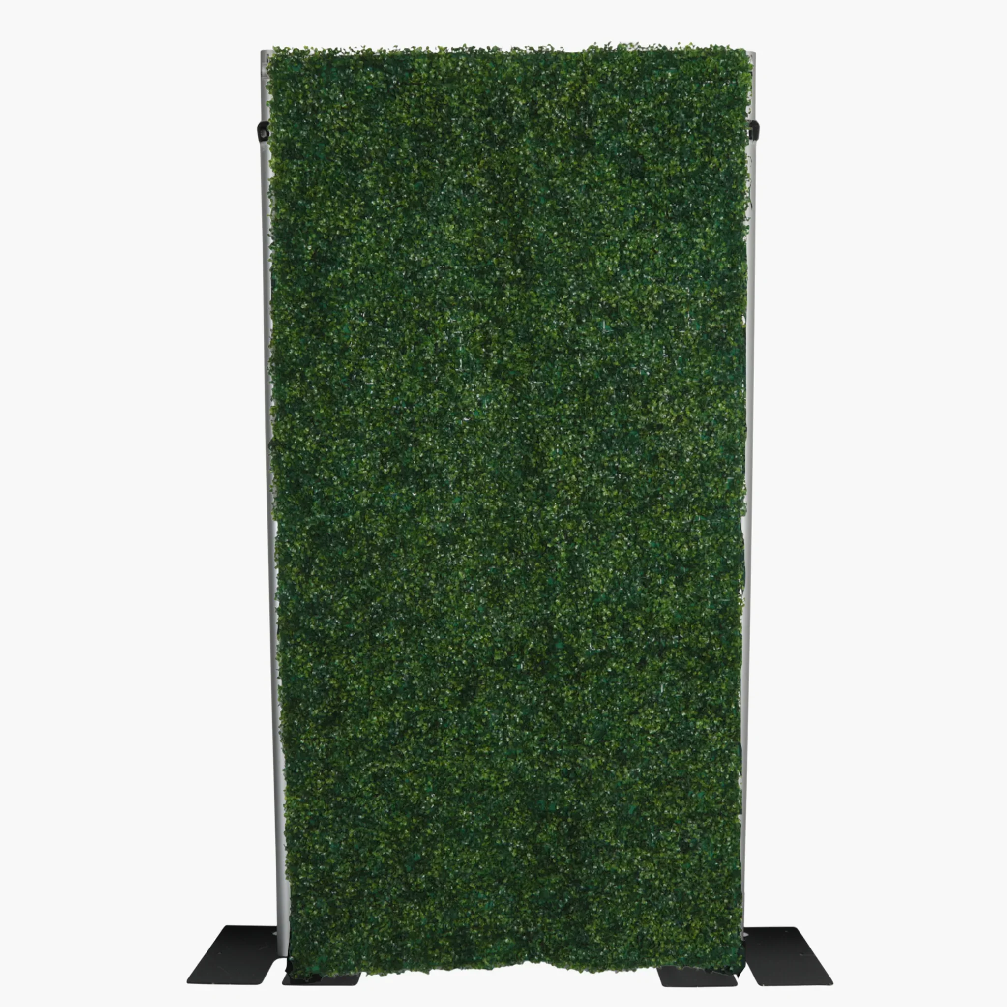roll-up-boxwood-greenery-wall-backdrop2.webp