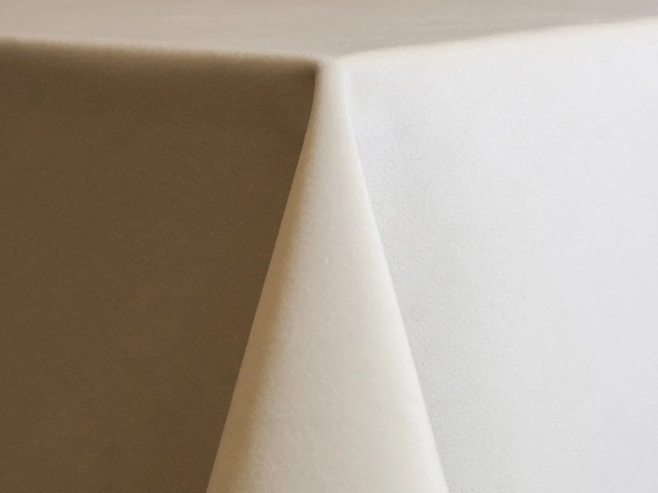 Cream Velvet Table Linen