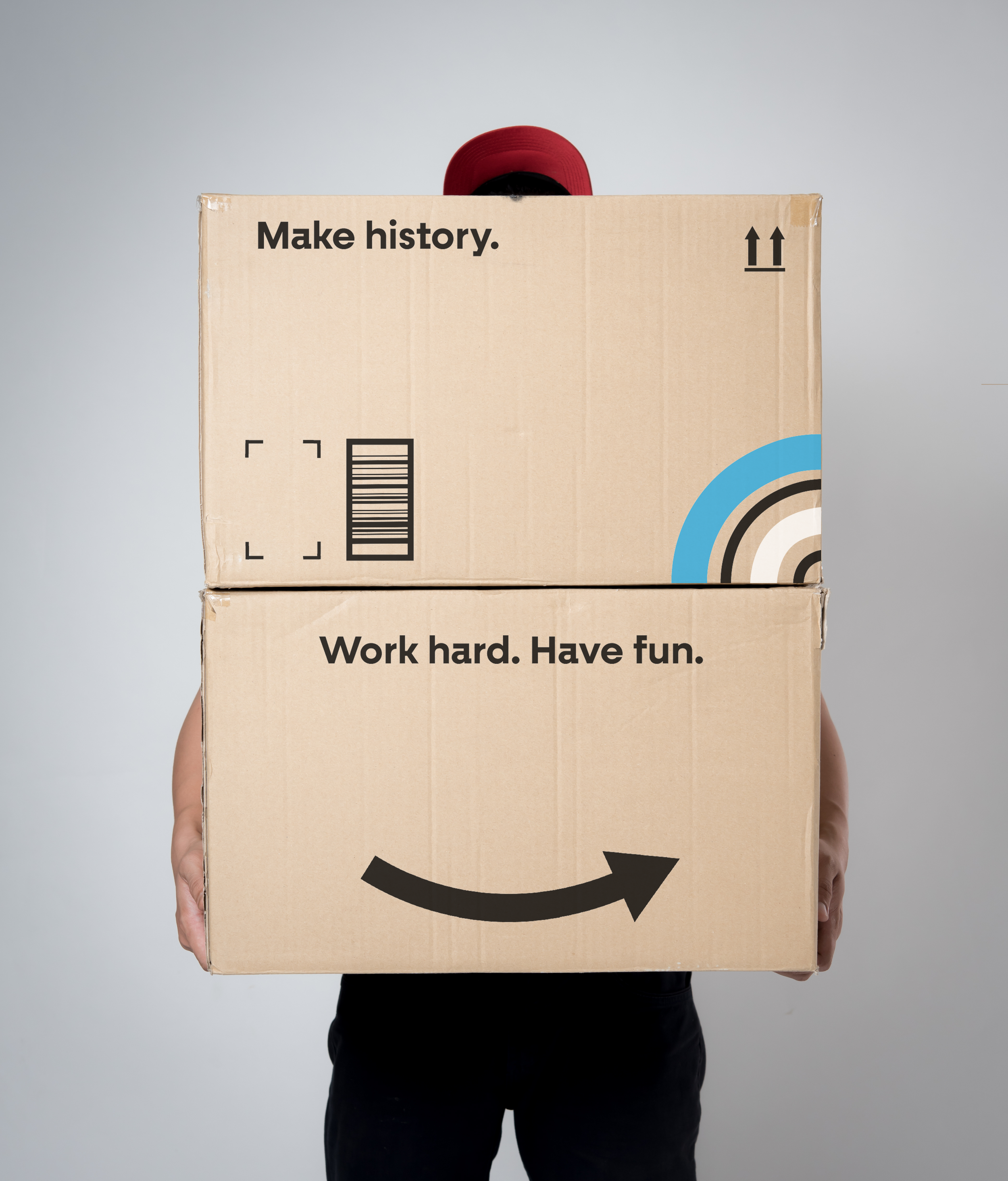 Amazon_Delivery_Man_Box_Mockup.png