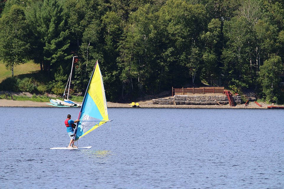 ACTIVITÉ_PLANCHE_A_VOILE-2 (8).jpg