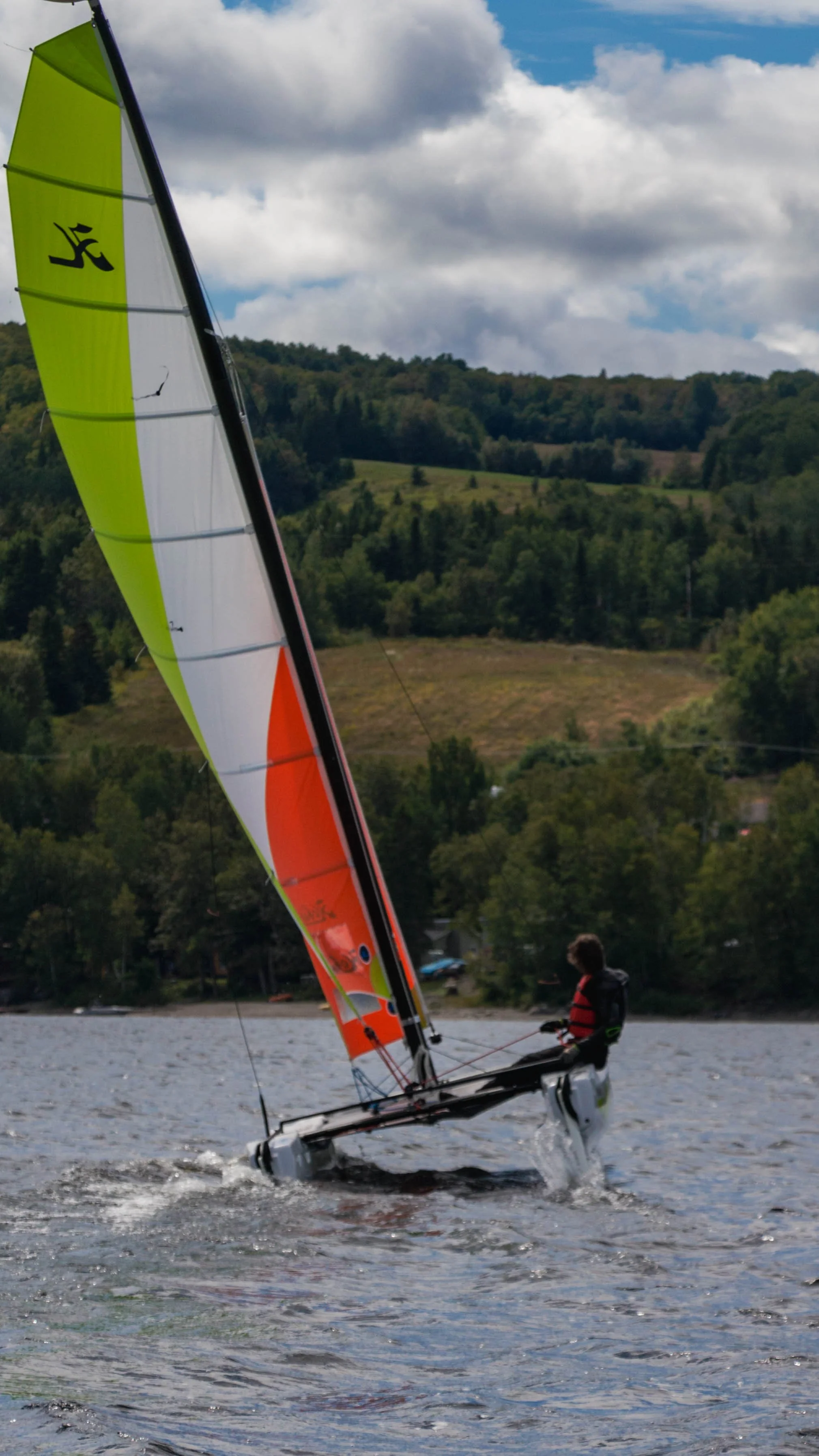catamaran_vertical_16.9-2.jpg