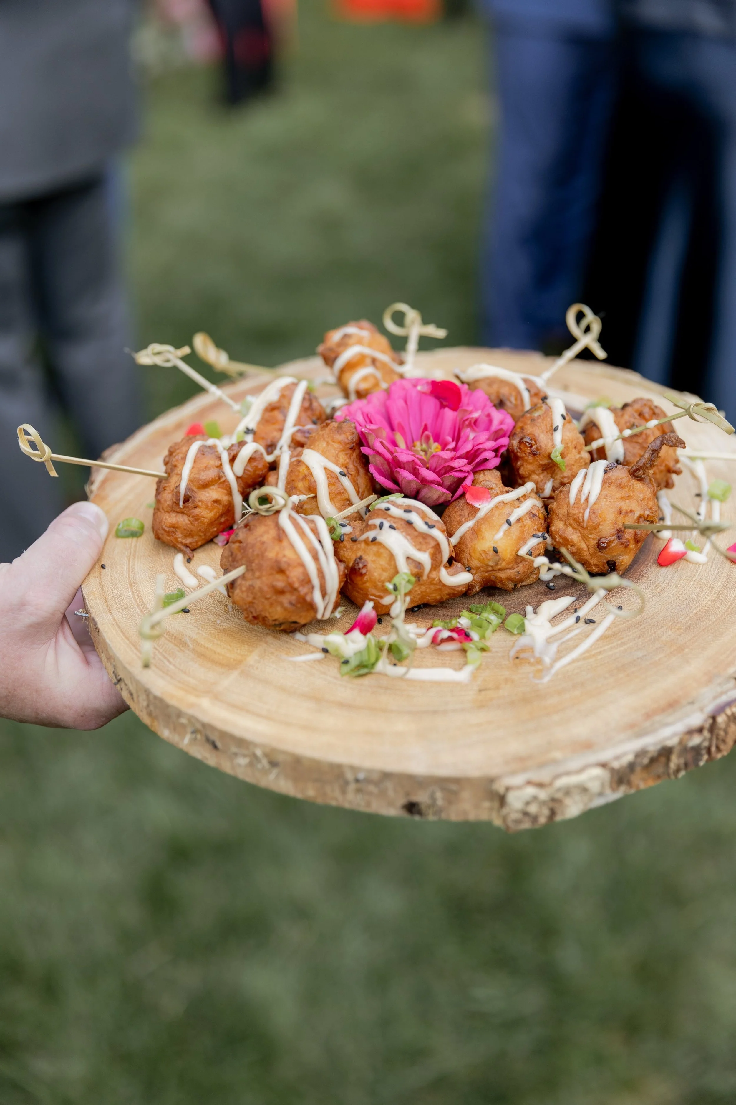 blue rocks catering-passed apps wood plank.jpeg