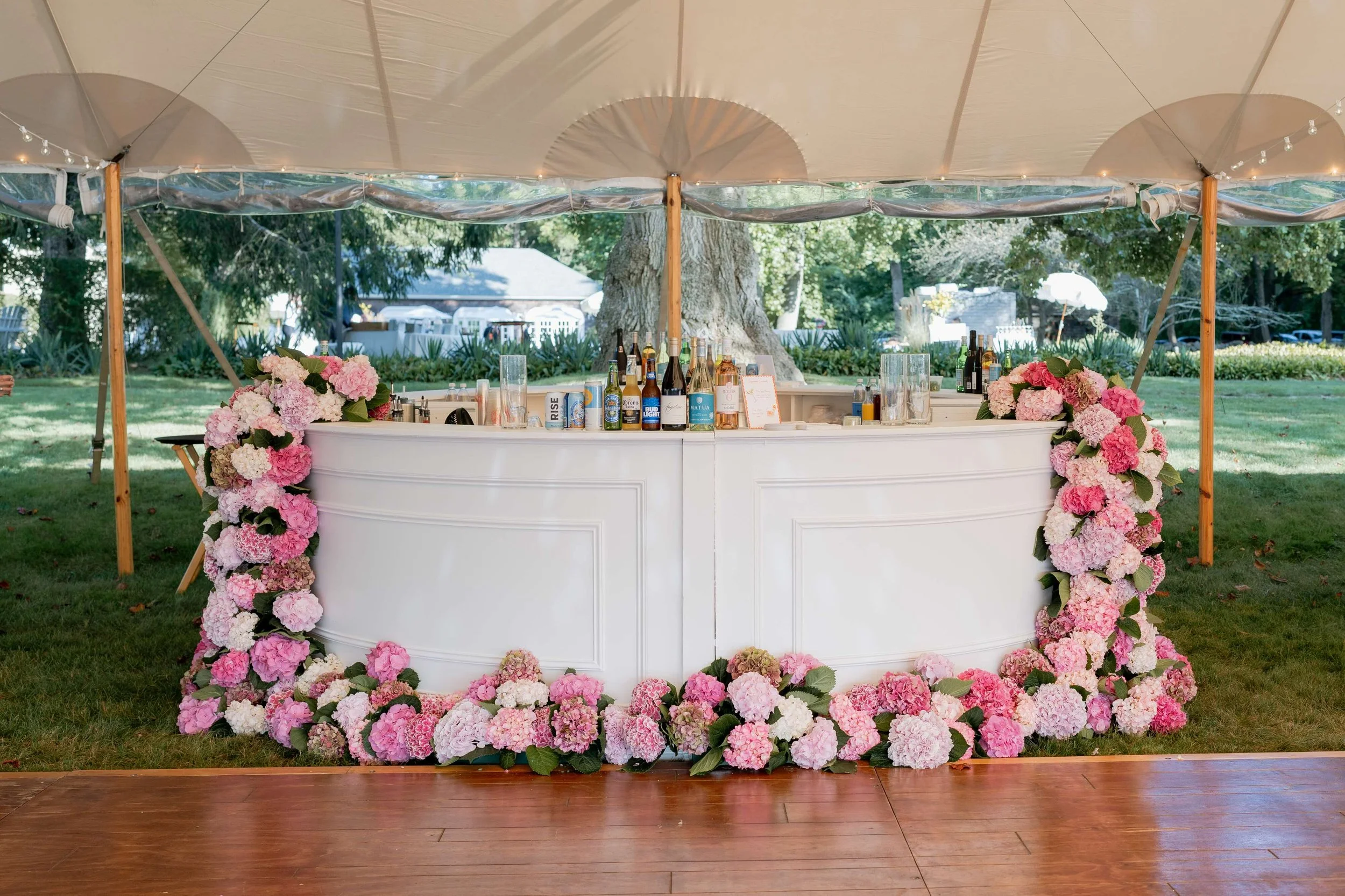blue rocks catering-bar setup-flower cascade.jpeg