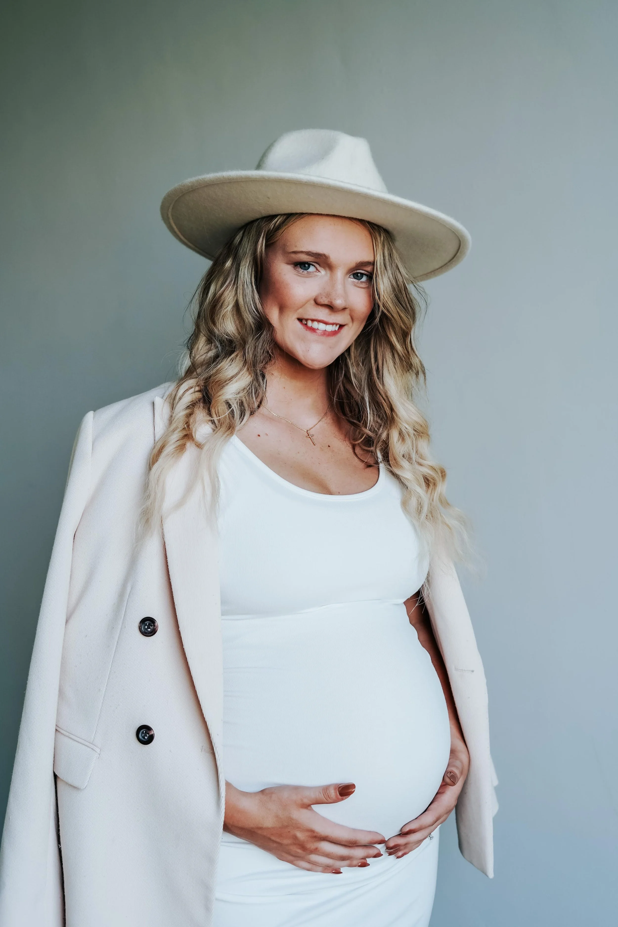 LilienneMediaCo_LoganMaternity_010.JPG