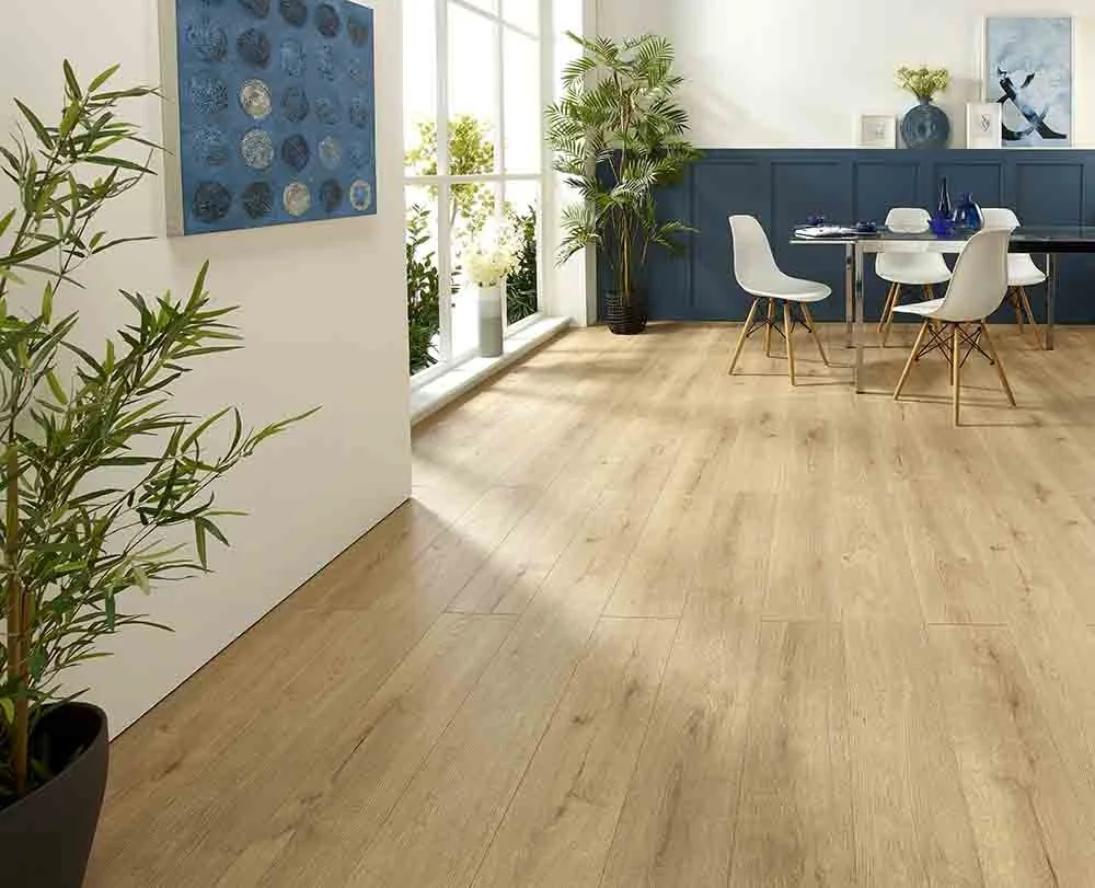 Emnbossed laminate flooring, textured laminate for a realistic finish