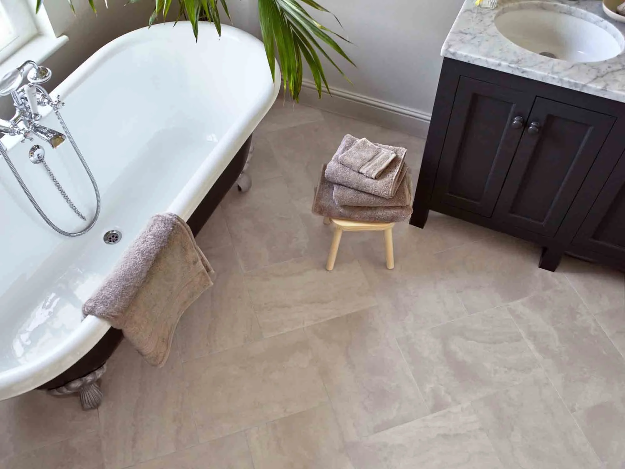 Light coloured flooring for bathrooms for Homes in Cornwall