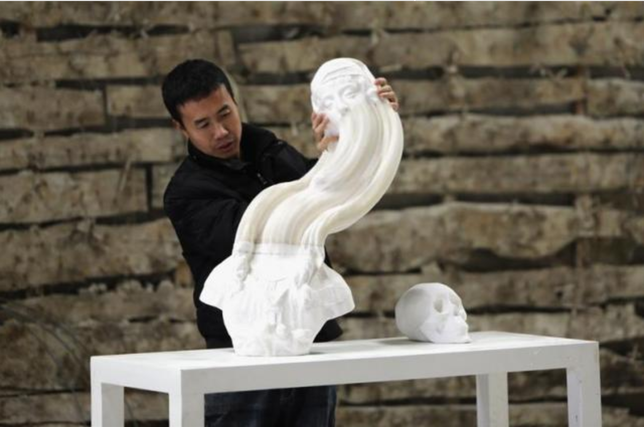 Paper Sculptures Stretch the Imagination