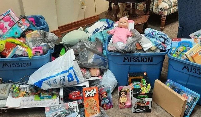 Family Promise Santa Shop.jpg