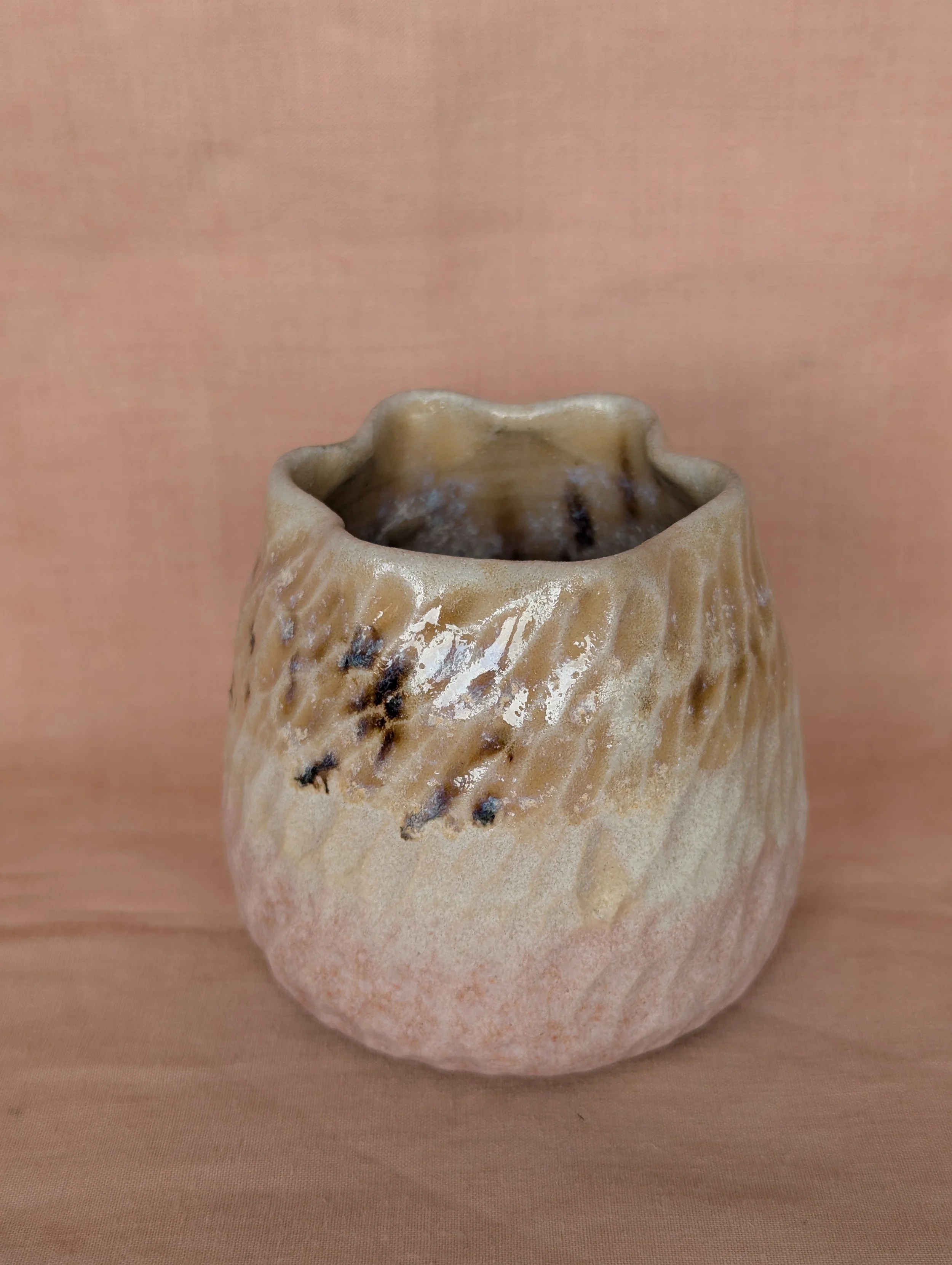 Dappled Waves Vase Pink Macaron