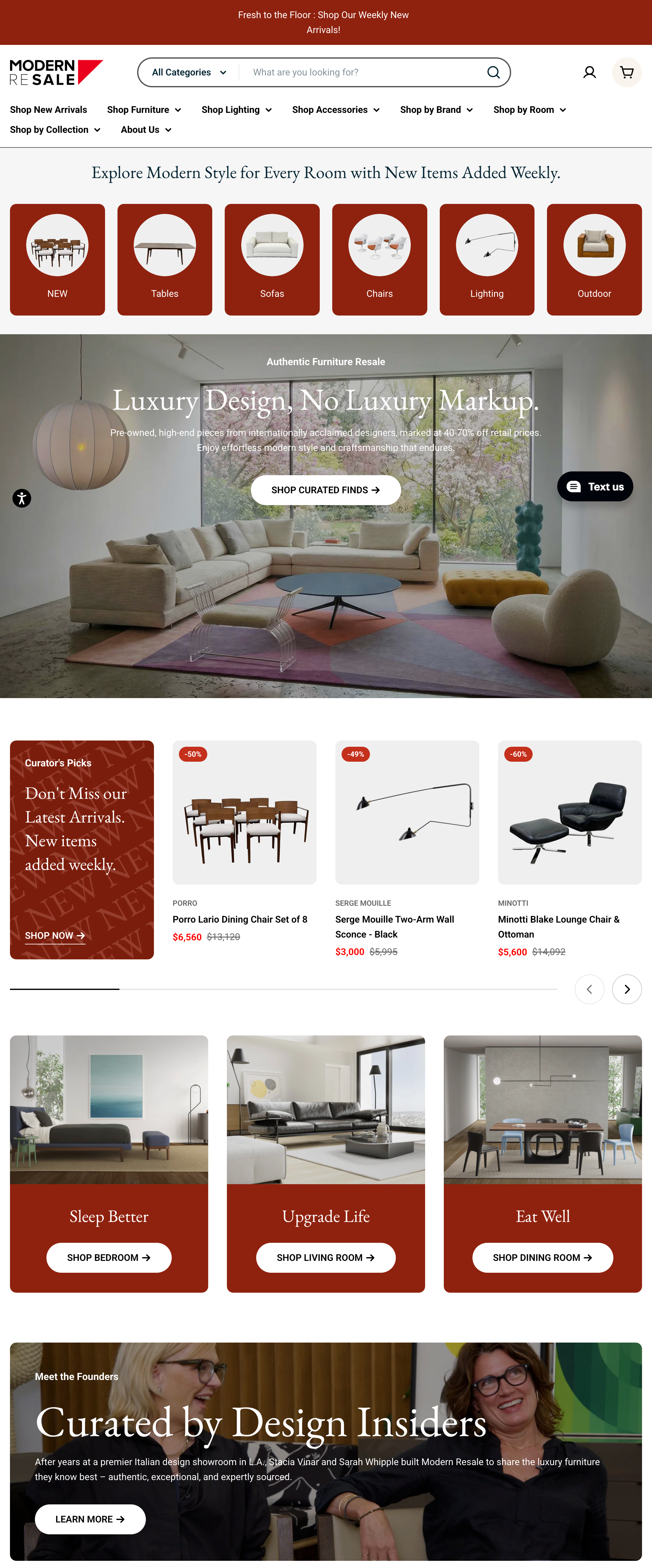 Screenshot of an online furniture store homepage featuring categories like tables, sofas, chairs, lighting, and outdoor furniture. Main banner highlights luxury modern furniture with a contemporary living room image. Additional sections showcase bestsellers, setup options for different rooms, and a founders' feature.