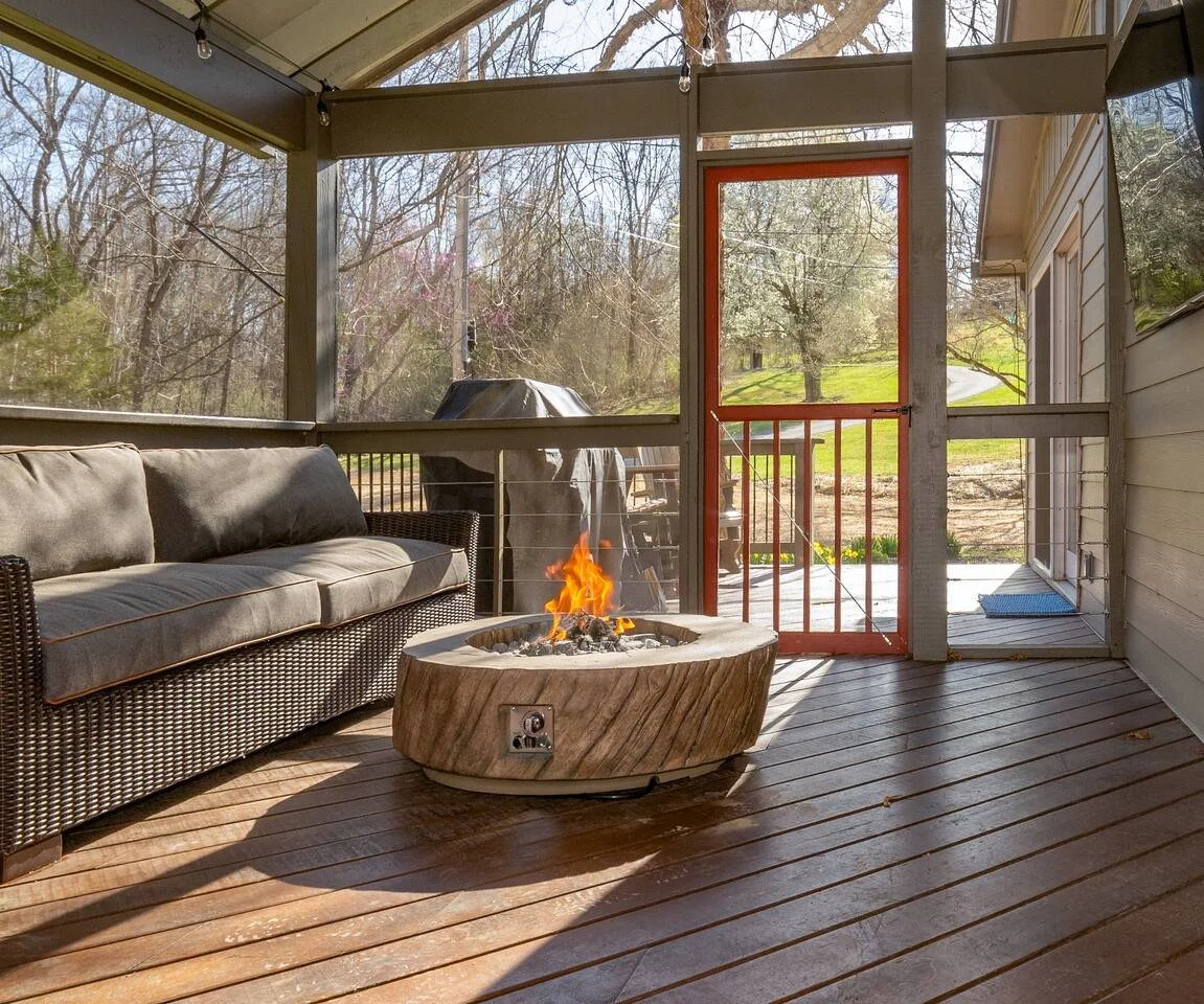 Hideaway---Screened-Porch-1.jpeg