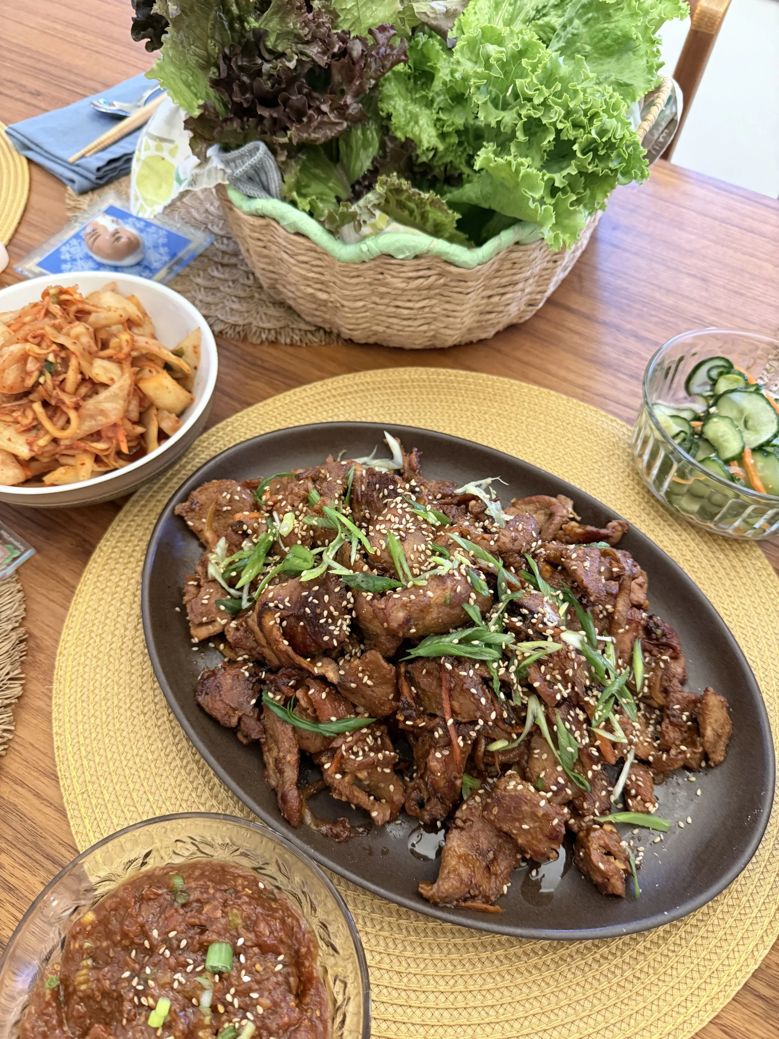 Jeyuk_Table.jpg