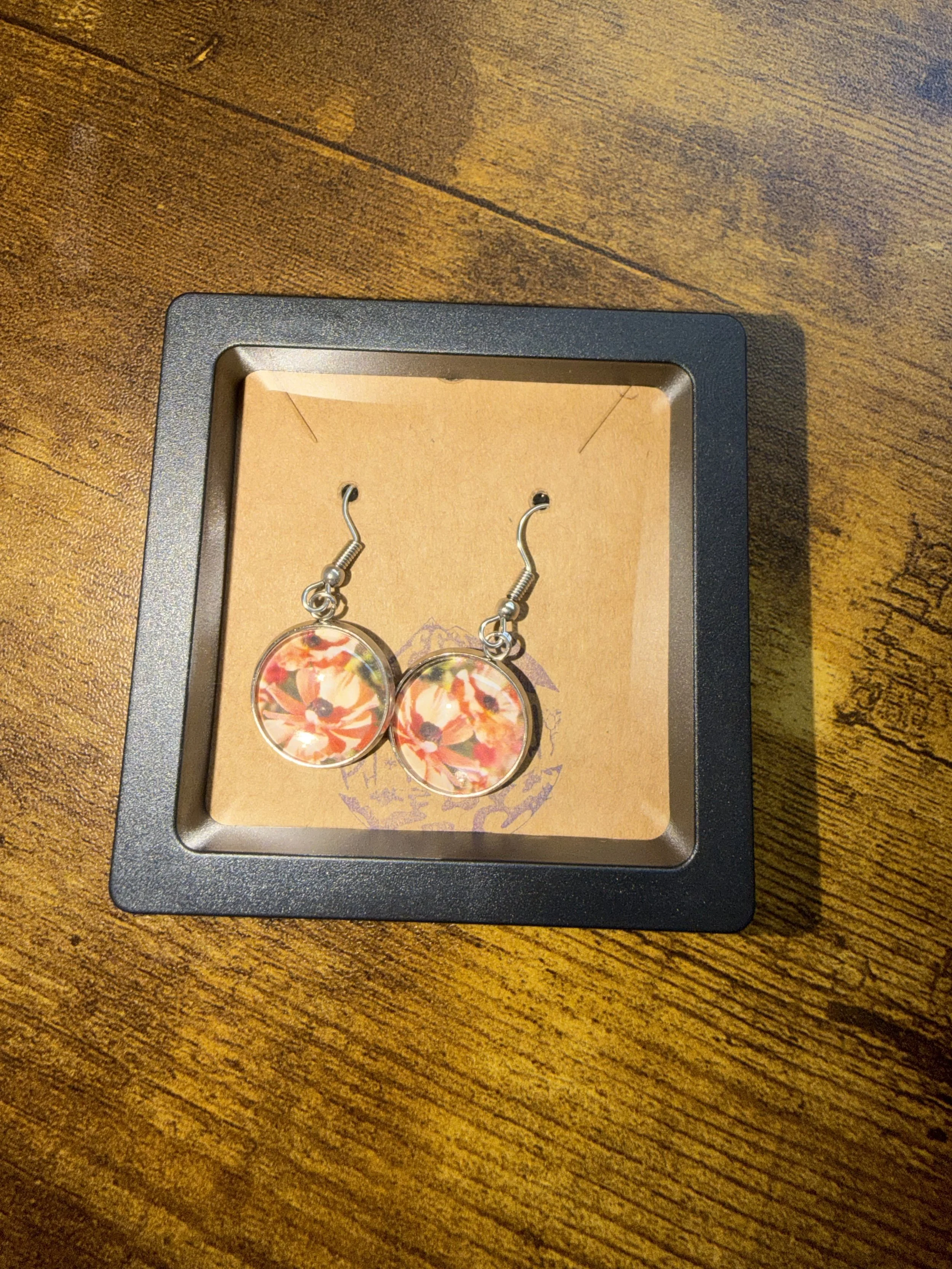 Medium_Dangles_Light_Pink_Poppies1.jpeg
