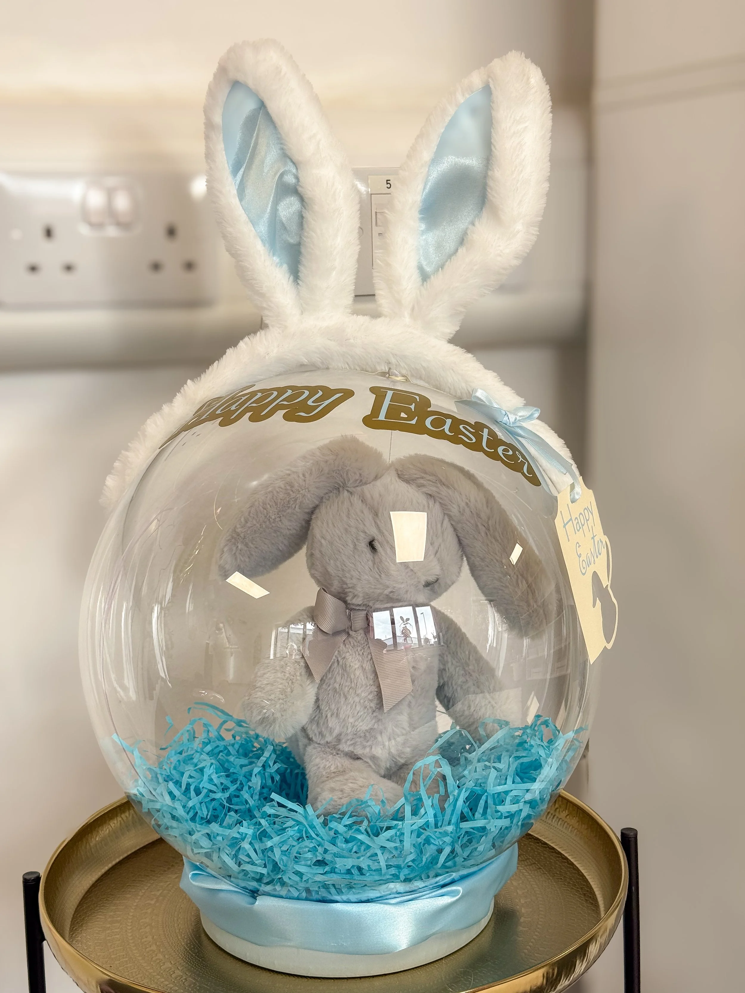 Deluxe Edition - Easter Bunny Keepsake Balloon