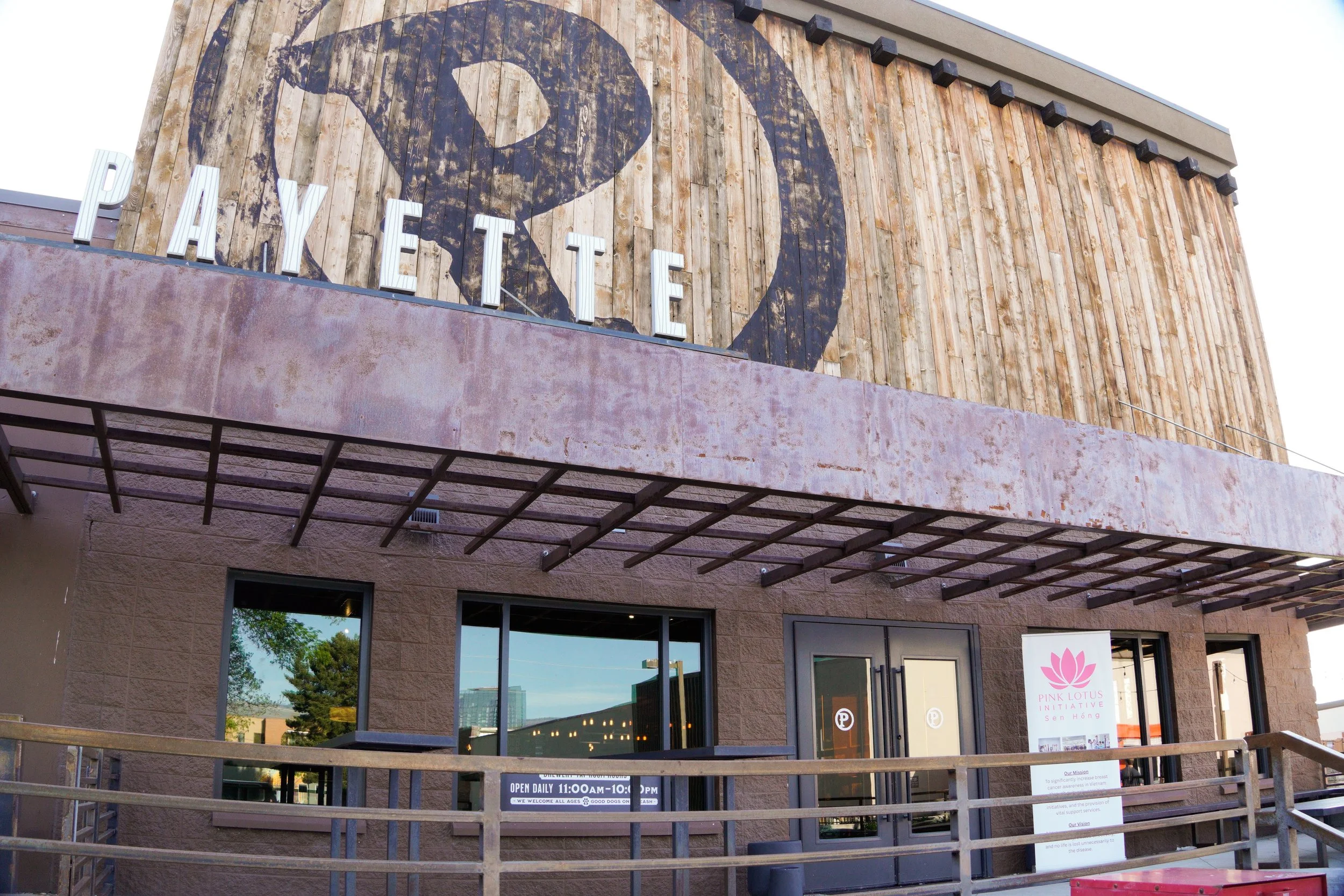 PinkLotusAtPayetteBrewing-12.jpeg