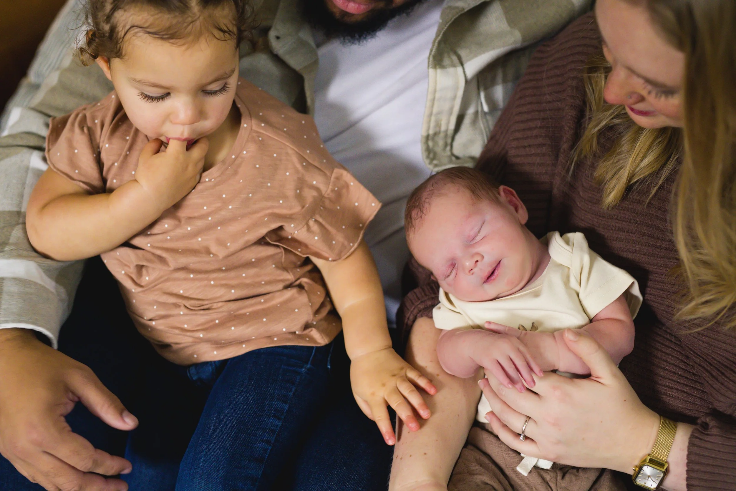 08-Dezmond Newborn and Family-4.JPG