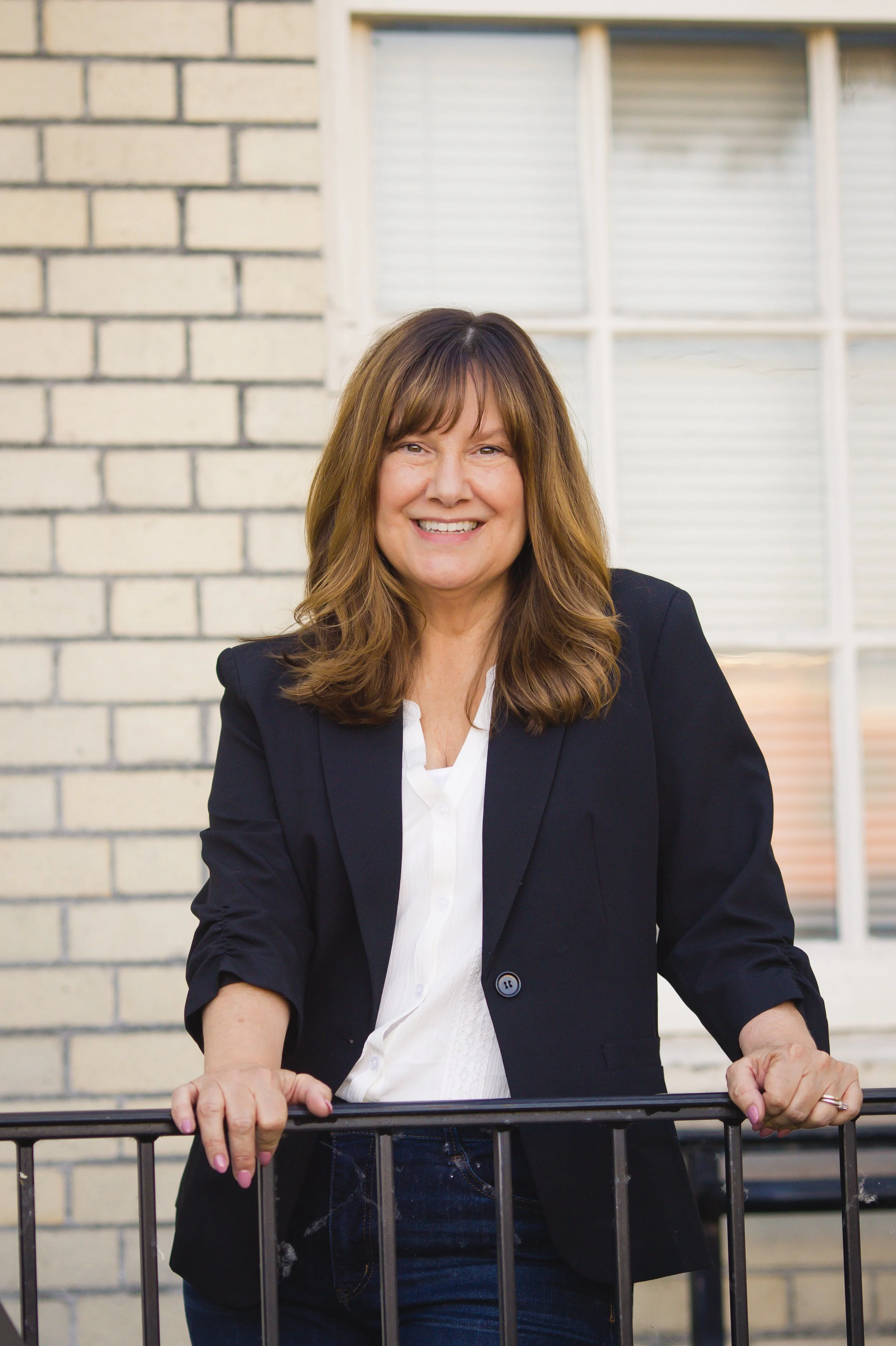 10-Headshots 2025-9.JPG