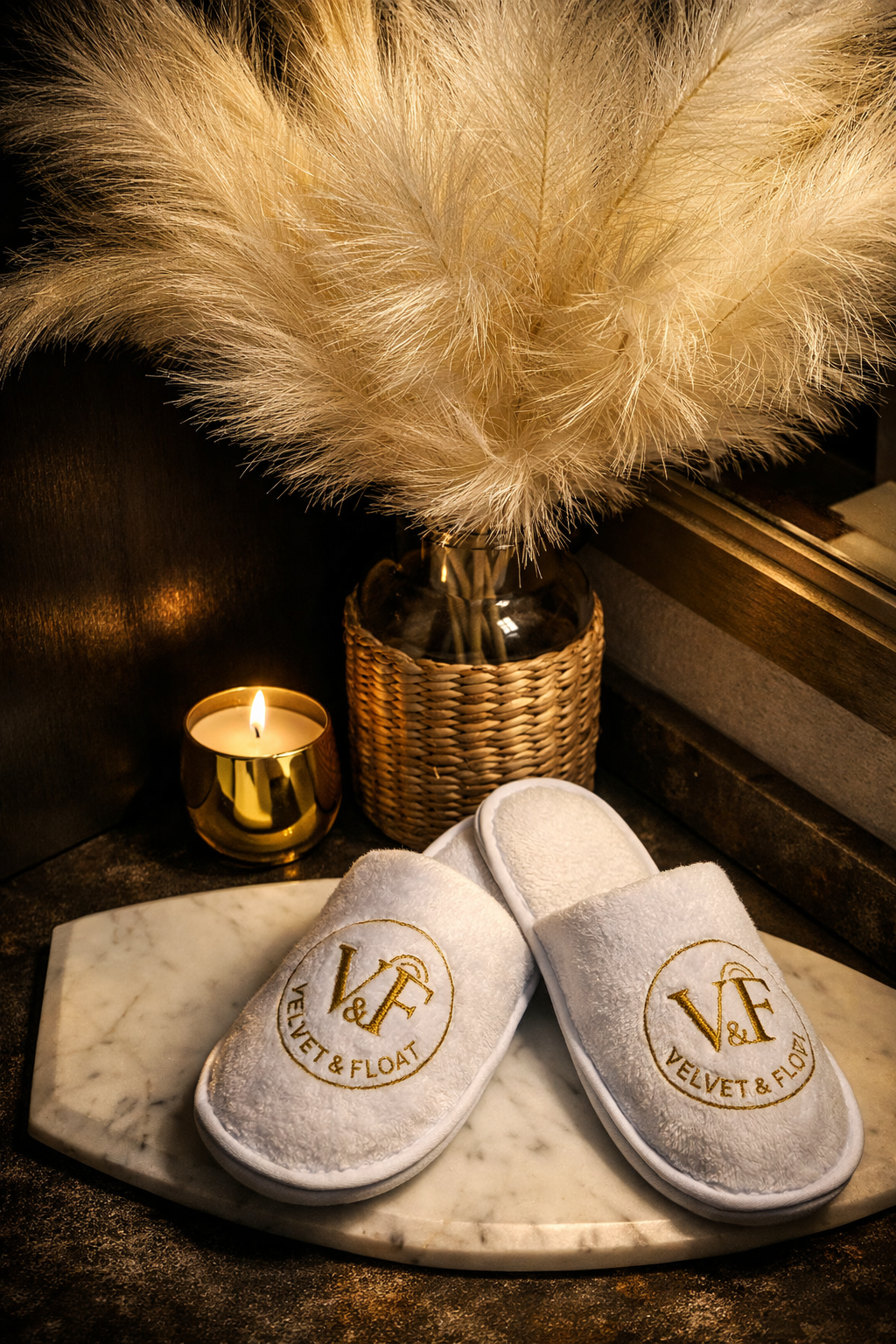 Slippers.png