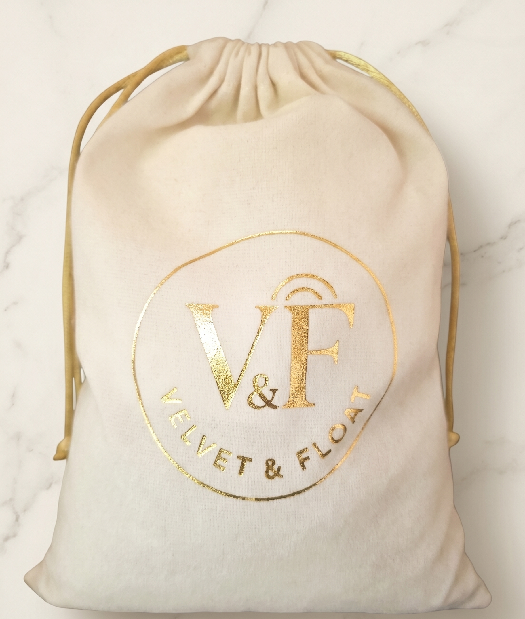 Creme Velvet Bag2.png