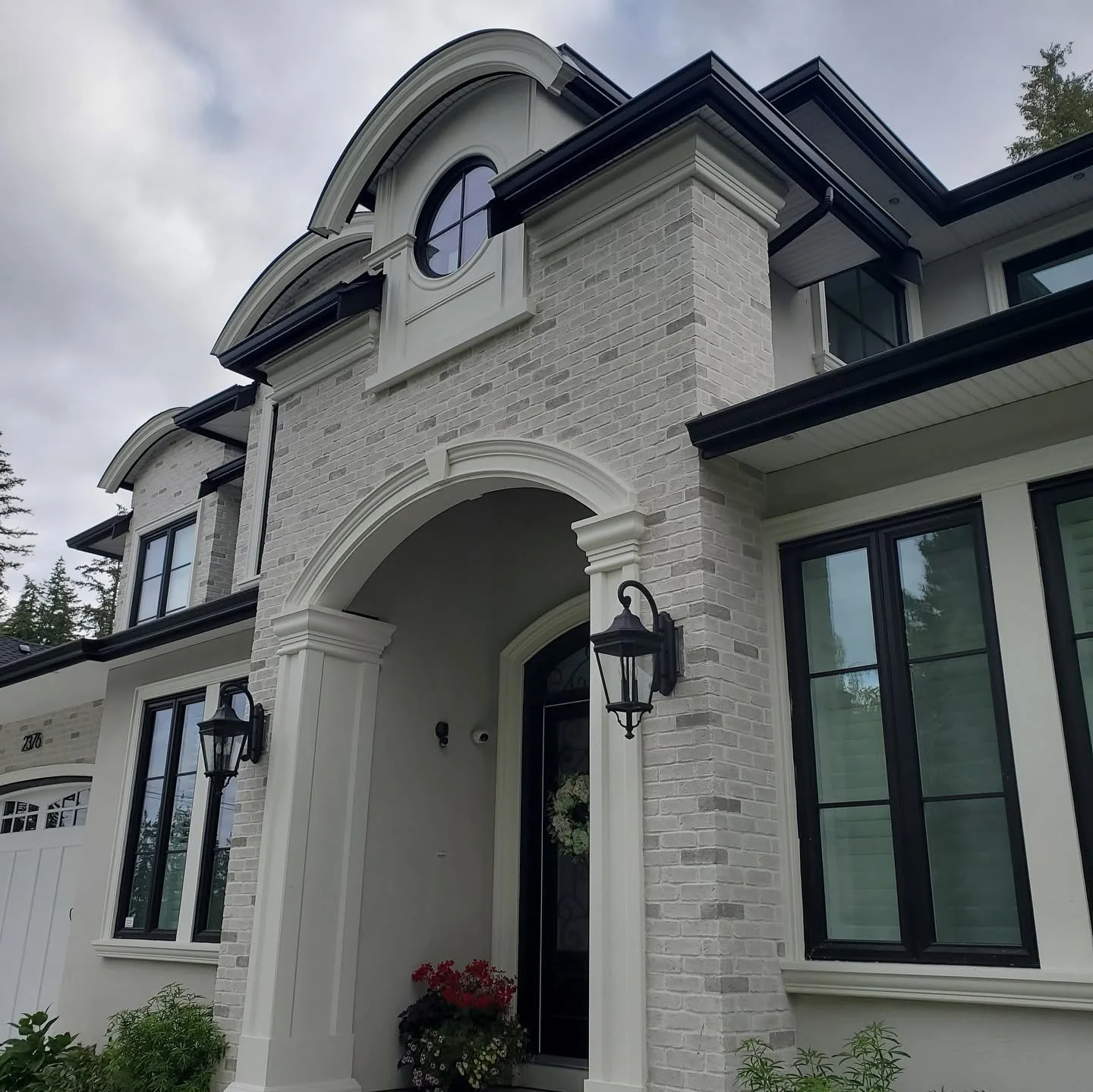 stonework_house_3.jpg