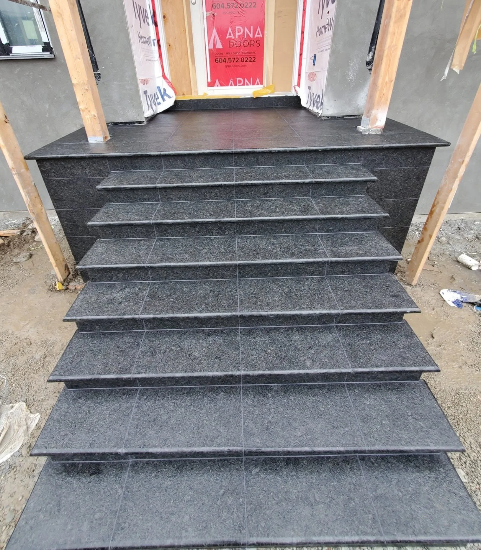 stonework_house_7.jpg