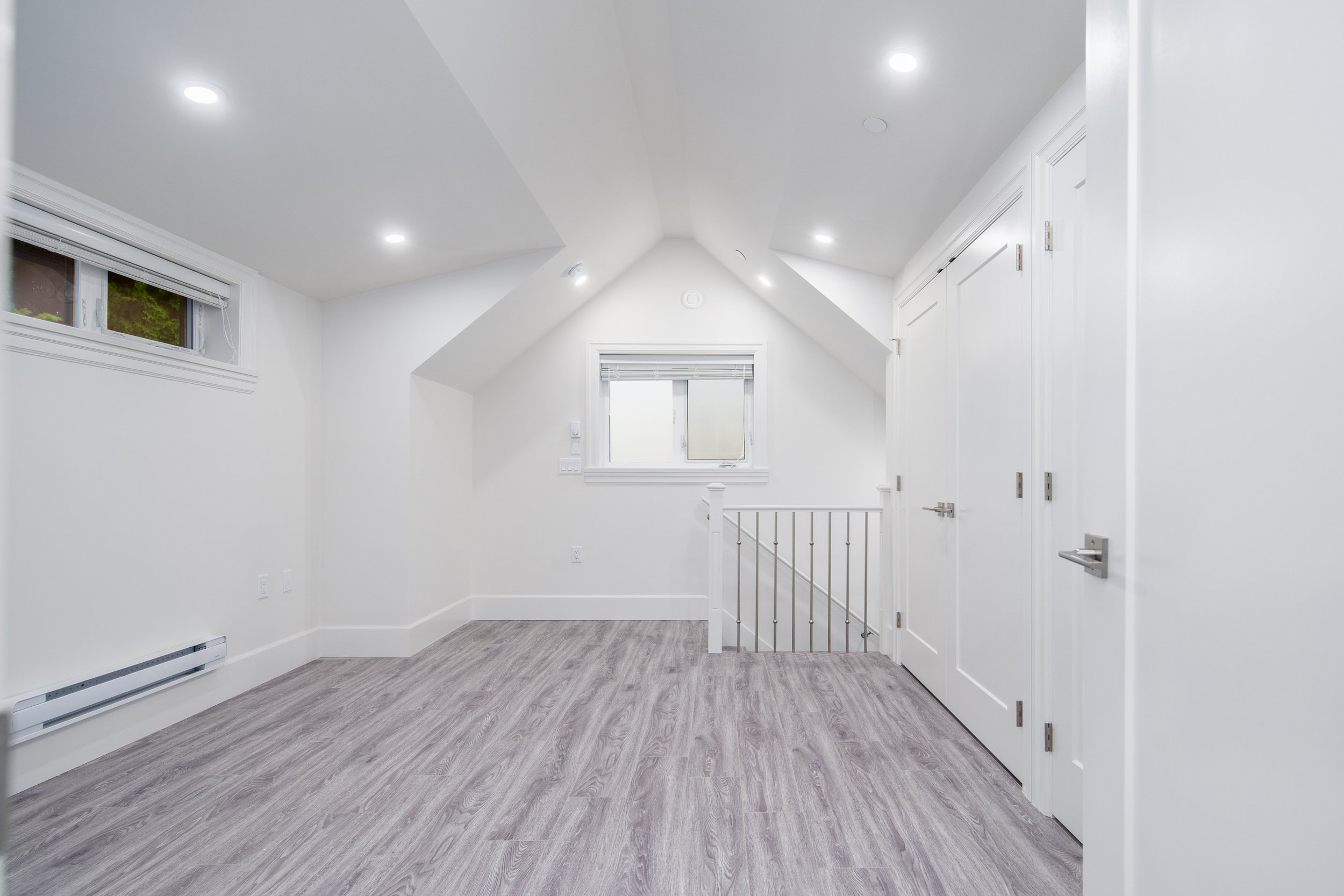 W 11th Ave - 4417 - Whitestone Management - 43.jpg
