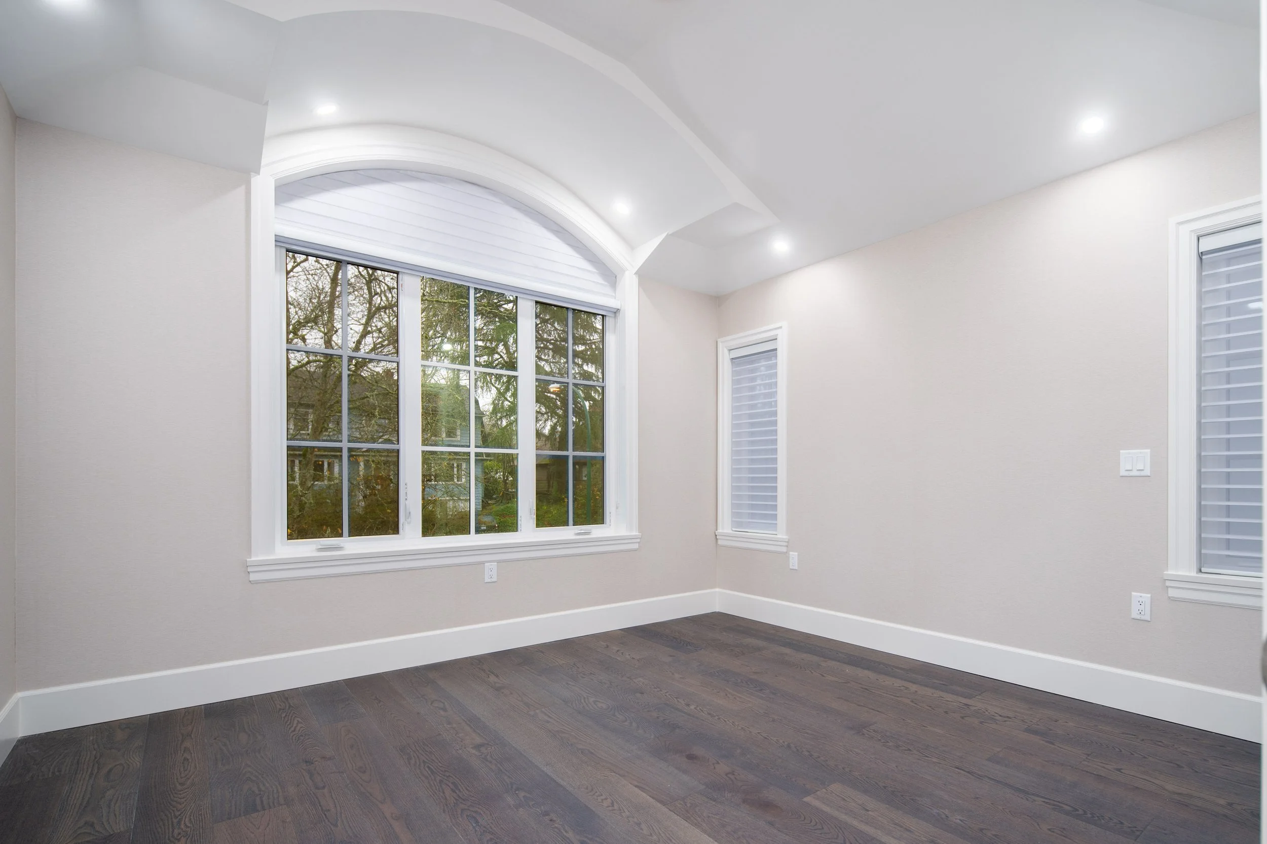 W 11th Ave - 4417 - Whitestone Management - 20.jpg