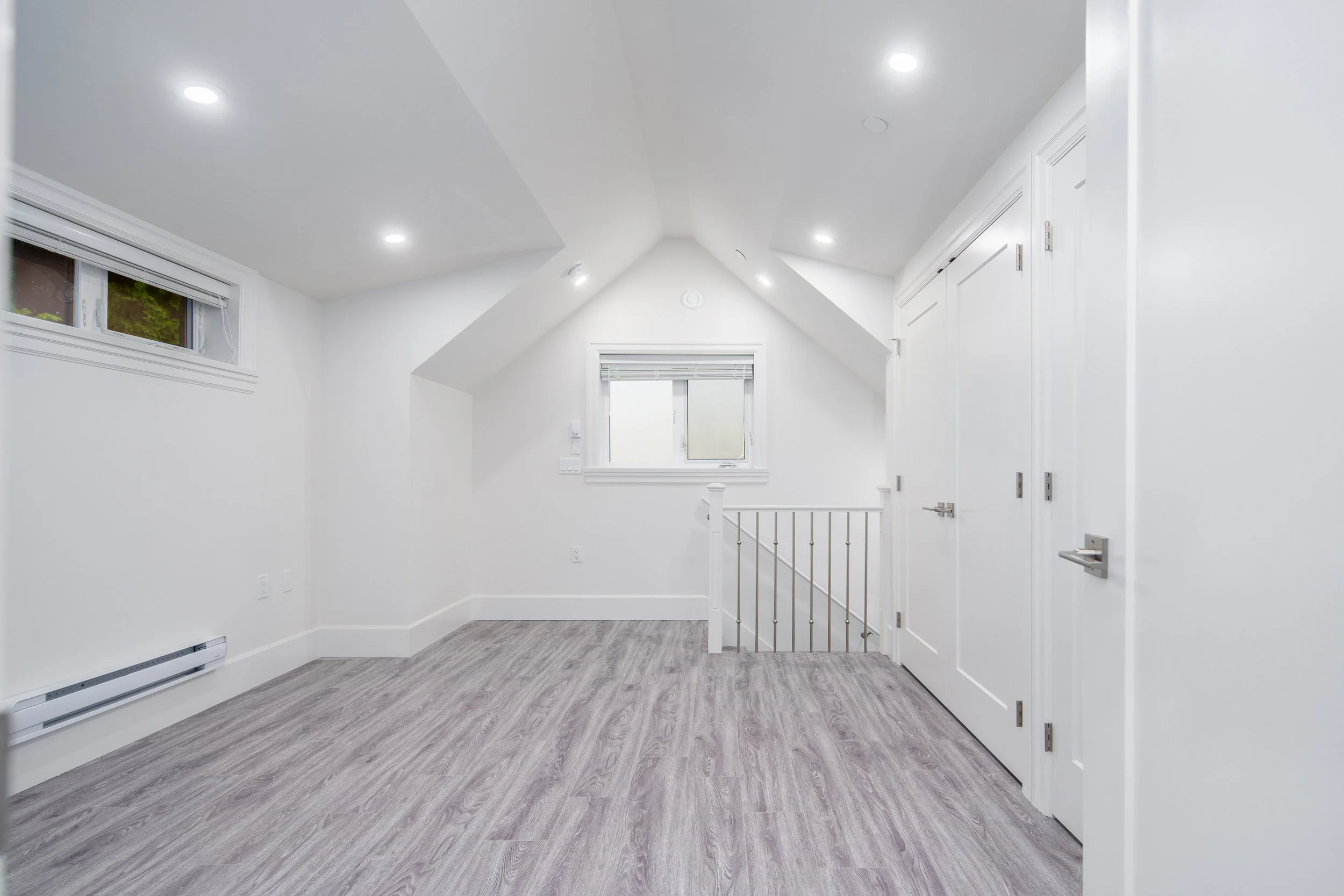 W 11th Ave - 4417 - Whitestone Management - 43.jpg