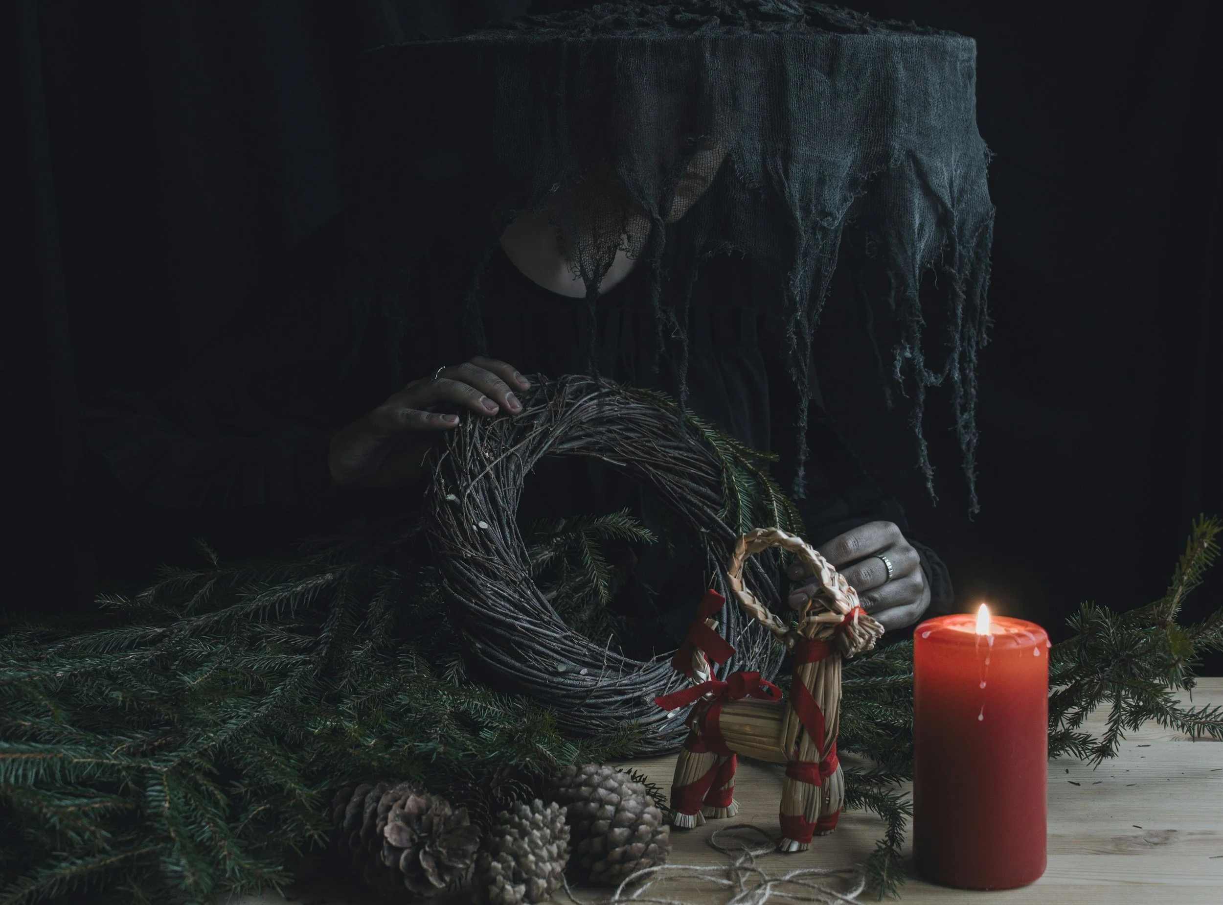 Winter Solstice: Traditions and Tarot Spread