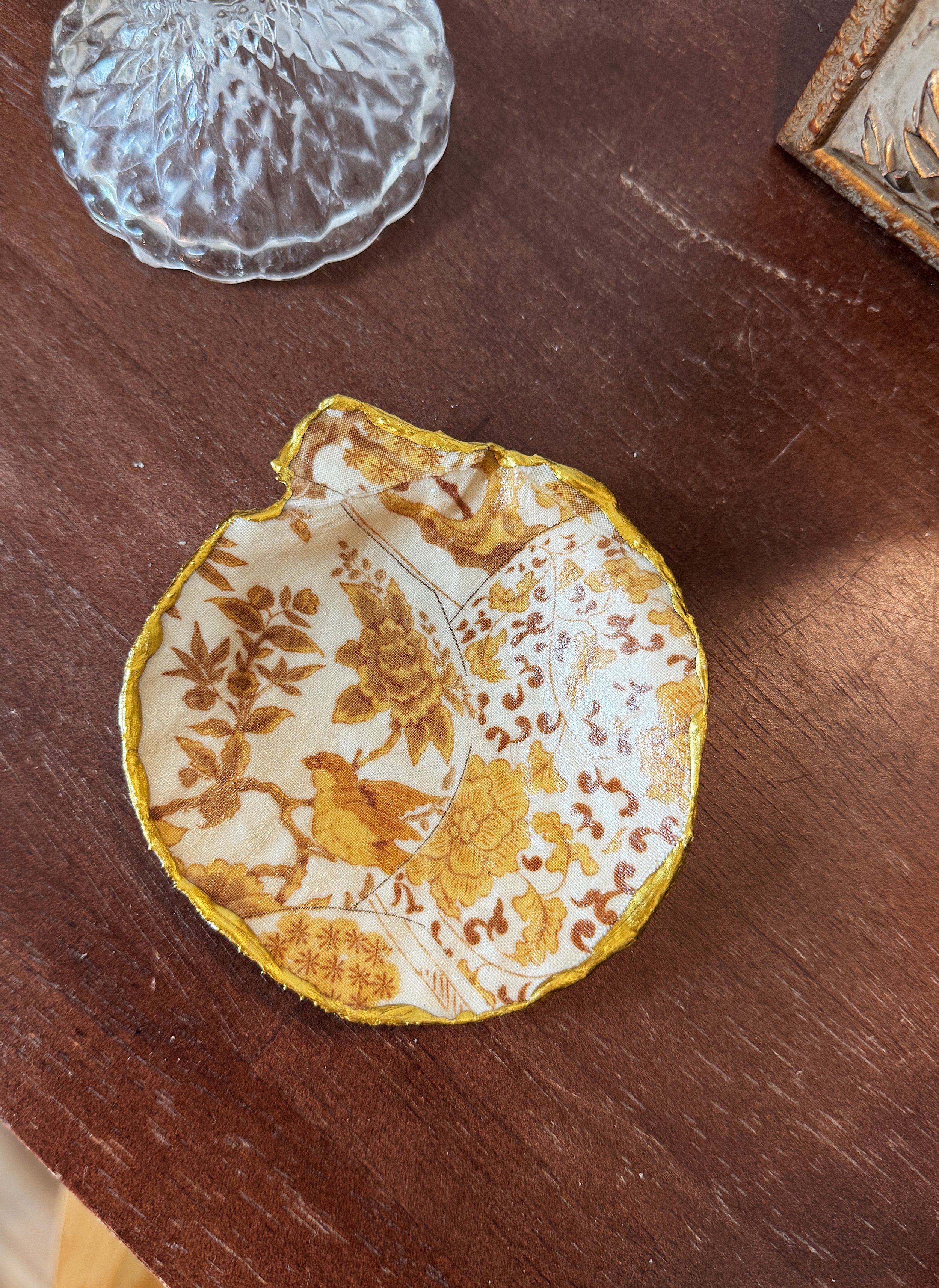 Shell Trinket Dish - Gold Bird Chinoiserie