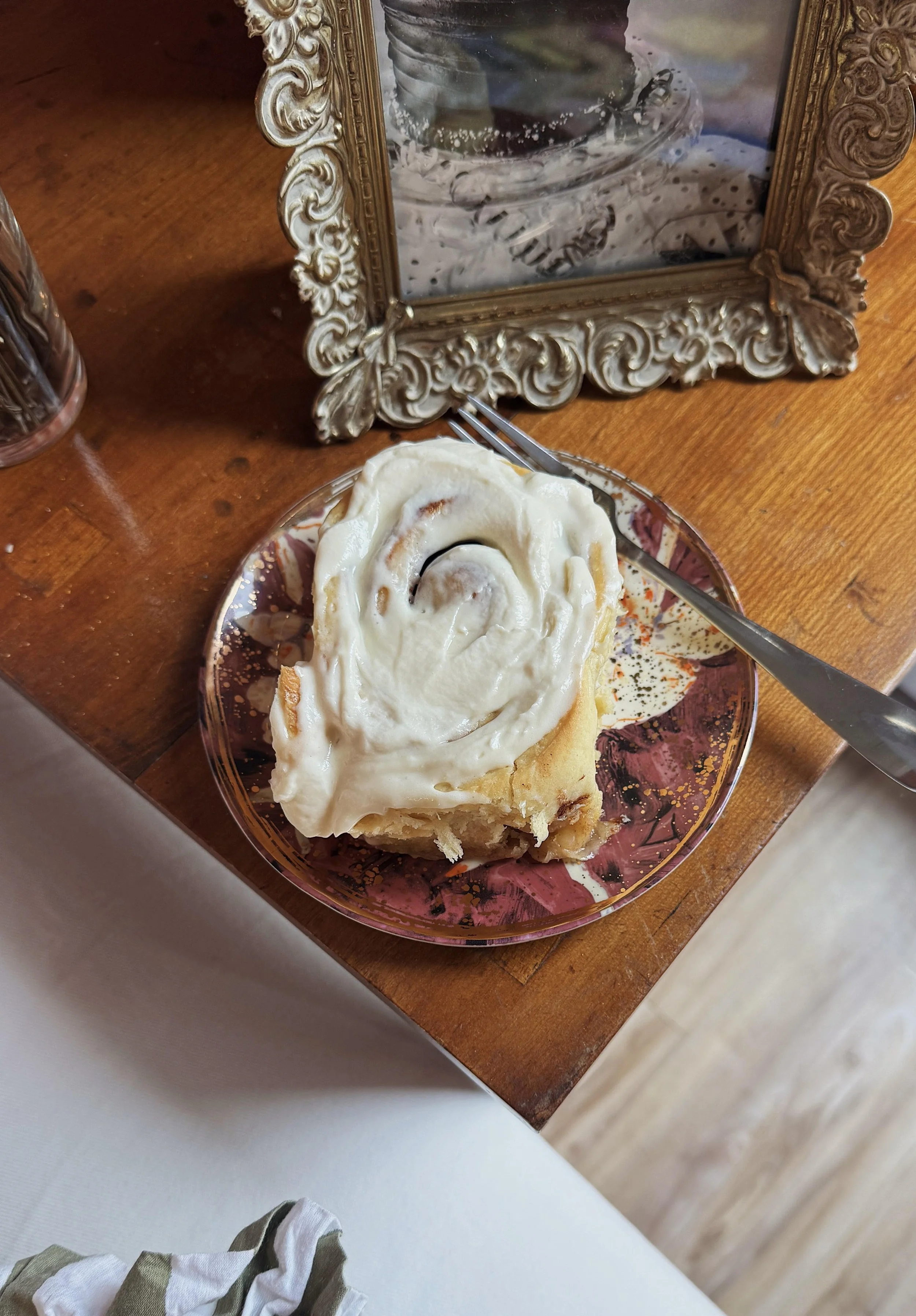 cinnamon roll.jpg